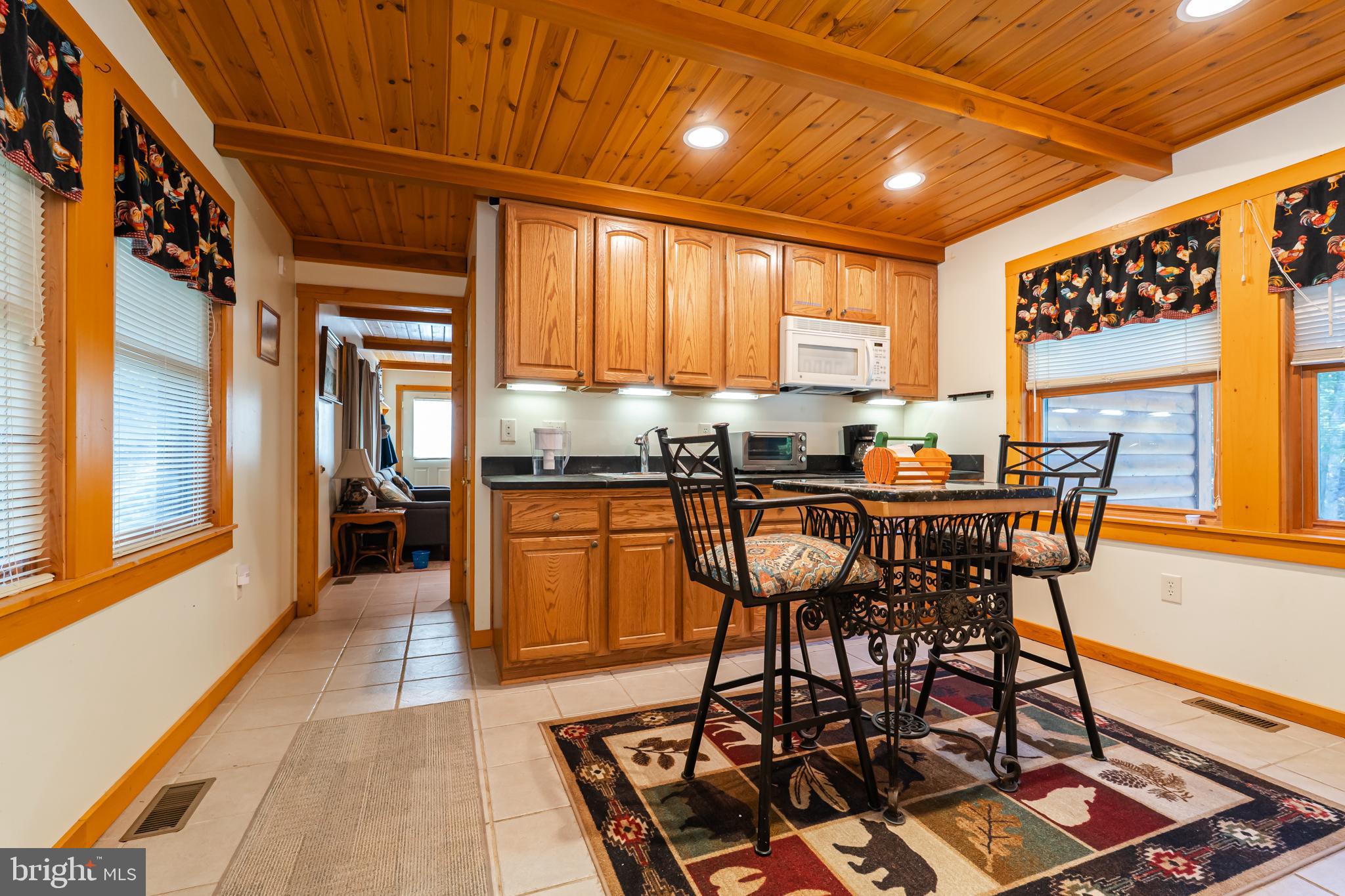 SLEEPY CREEK VIEW - Residential