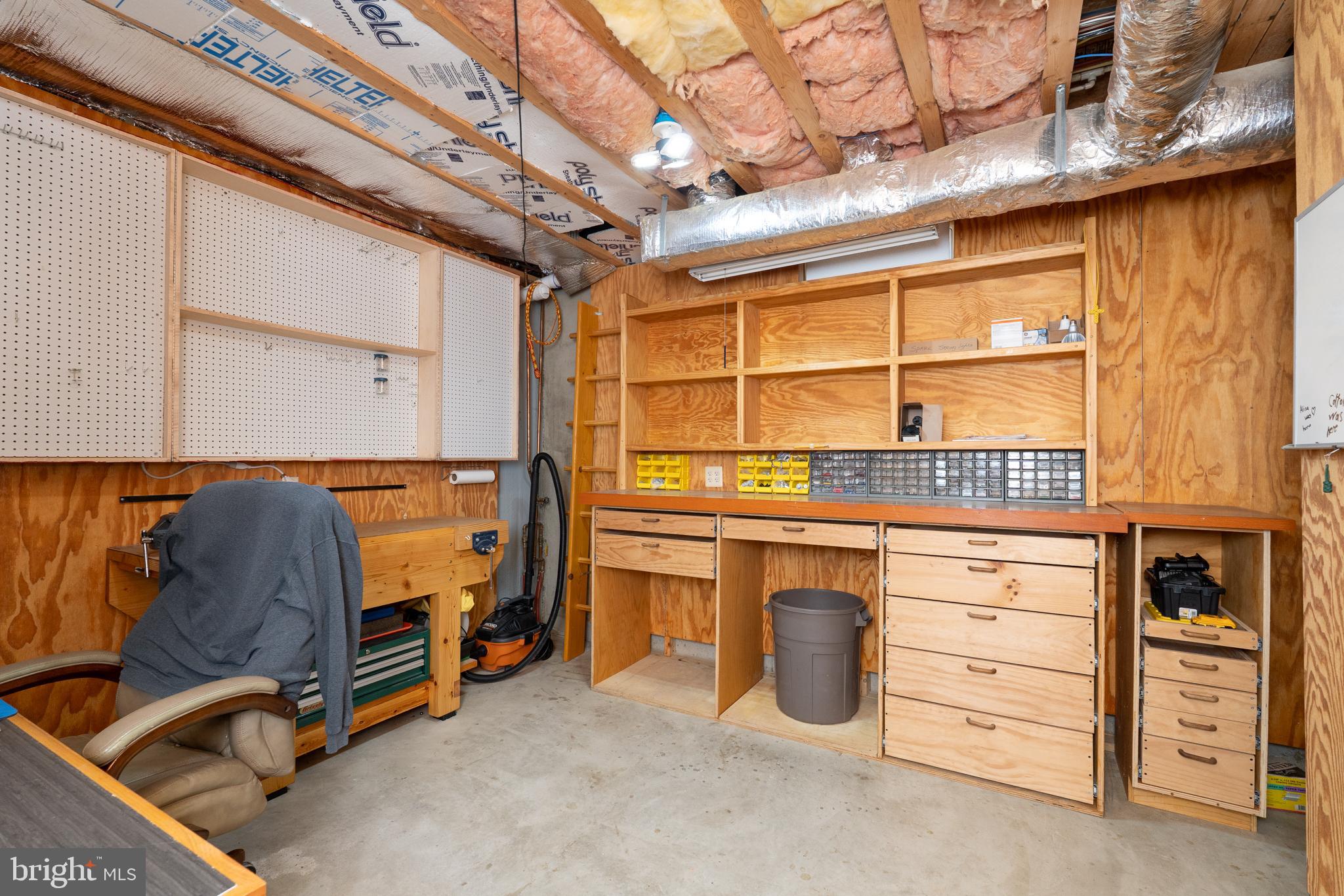 SLEEPY CREEK VIEW - Residential