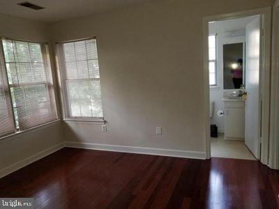 CLUSTERS AT WOODLAWN - Residential Lease