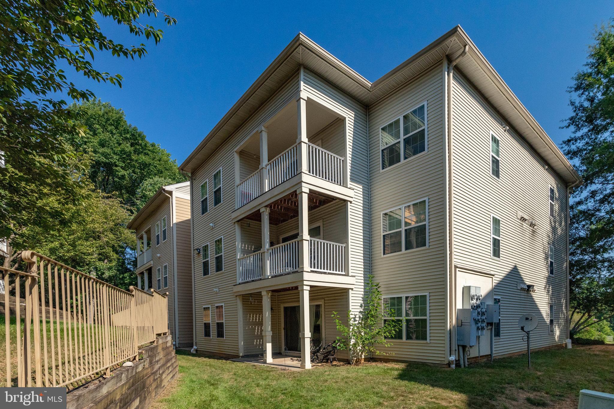 SUMMERHOUSE CONDO - Residential Lease