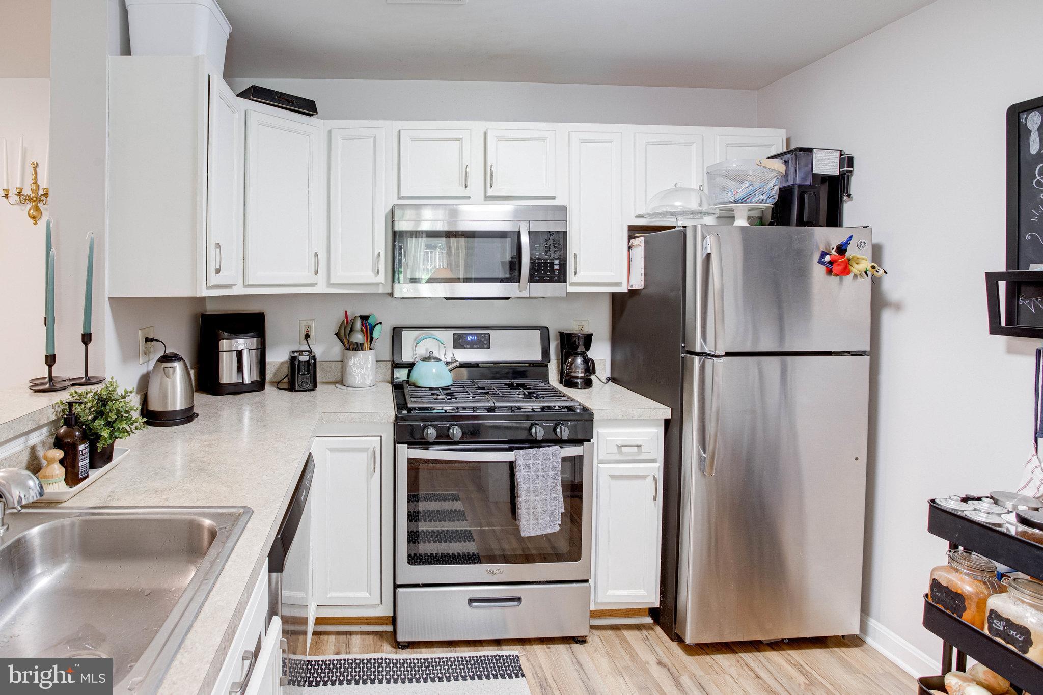 SUMMERHOUSE CONDO - Residential Lease