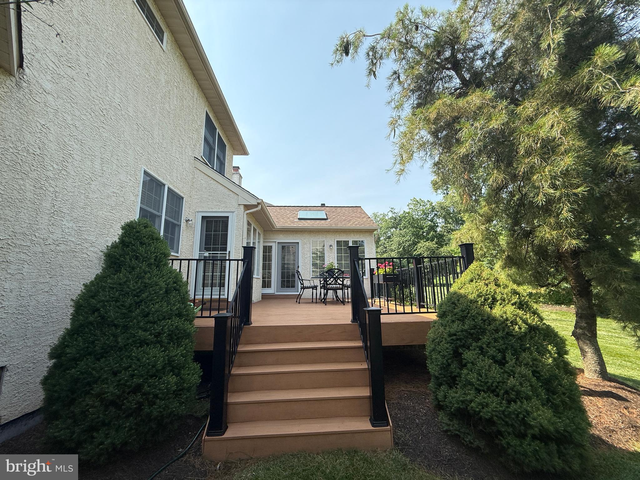 BLUE BELL CC - Residential