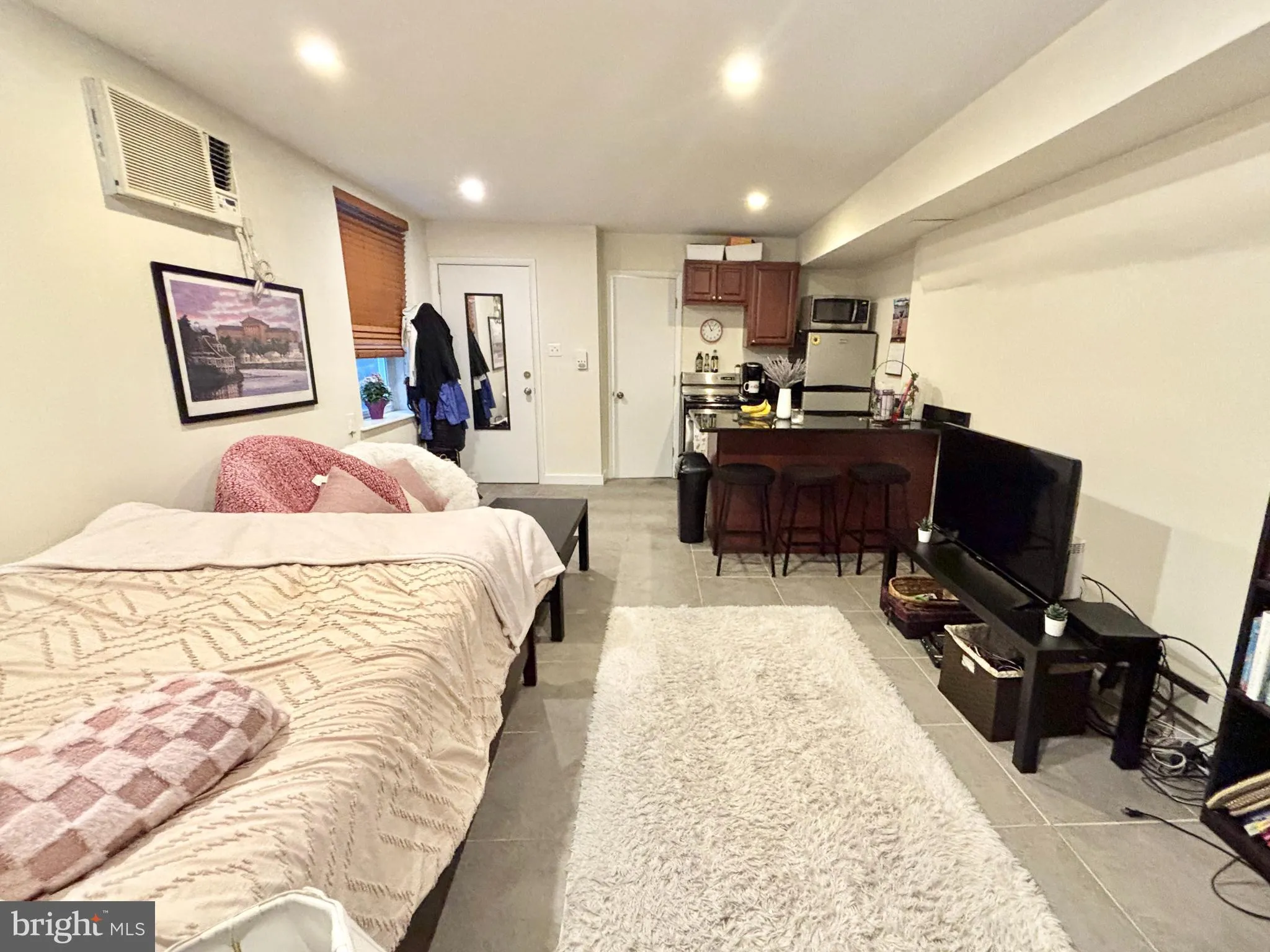 Philadelphia, Pennsylvania 19103, United States, ,1 BathroomBathrooms,Residential,Pending,149790