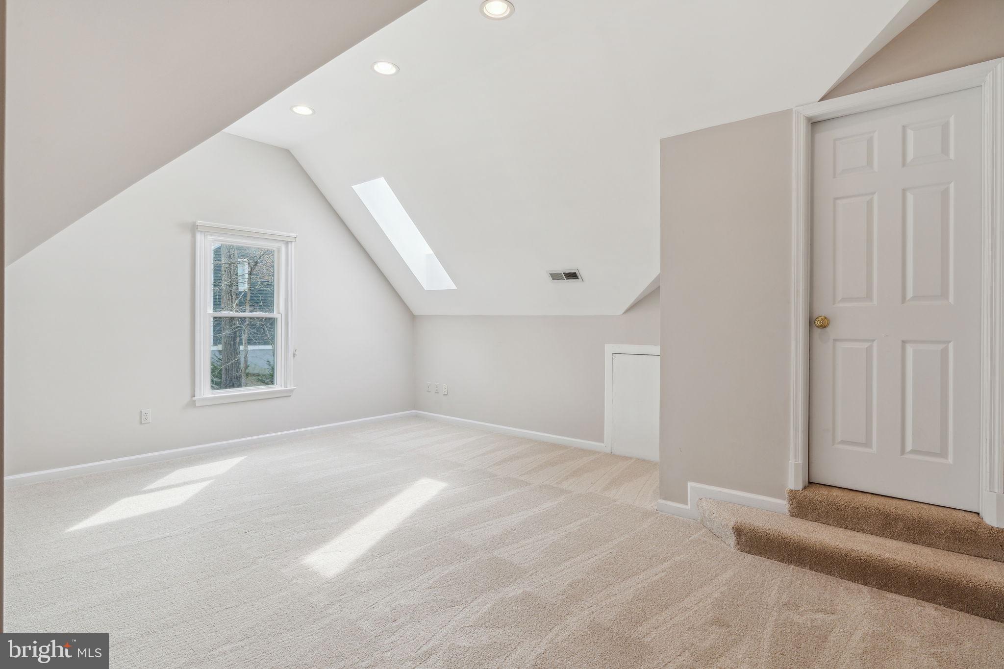 VILLAGE OF HICKORY RIDGE - Residential