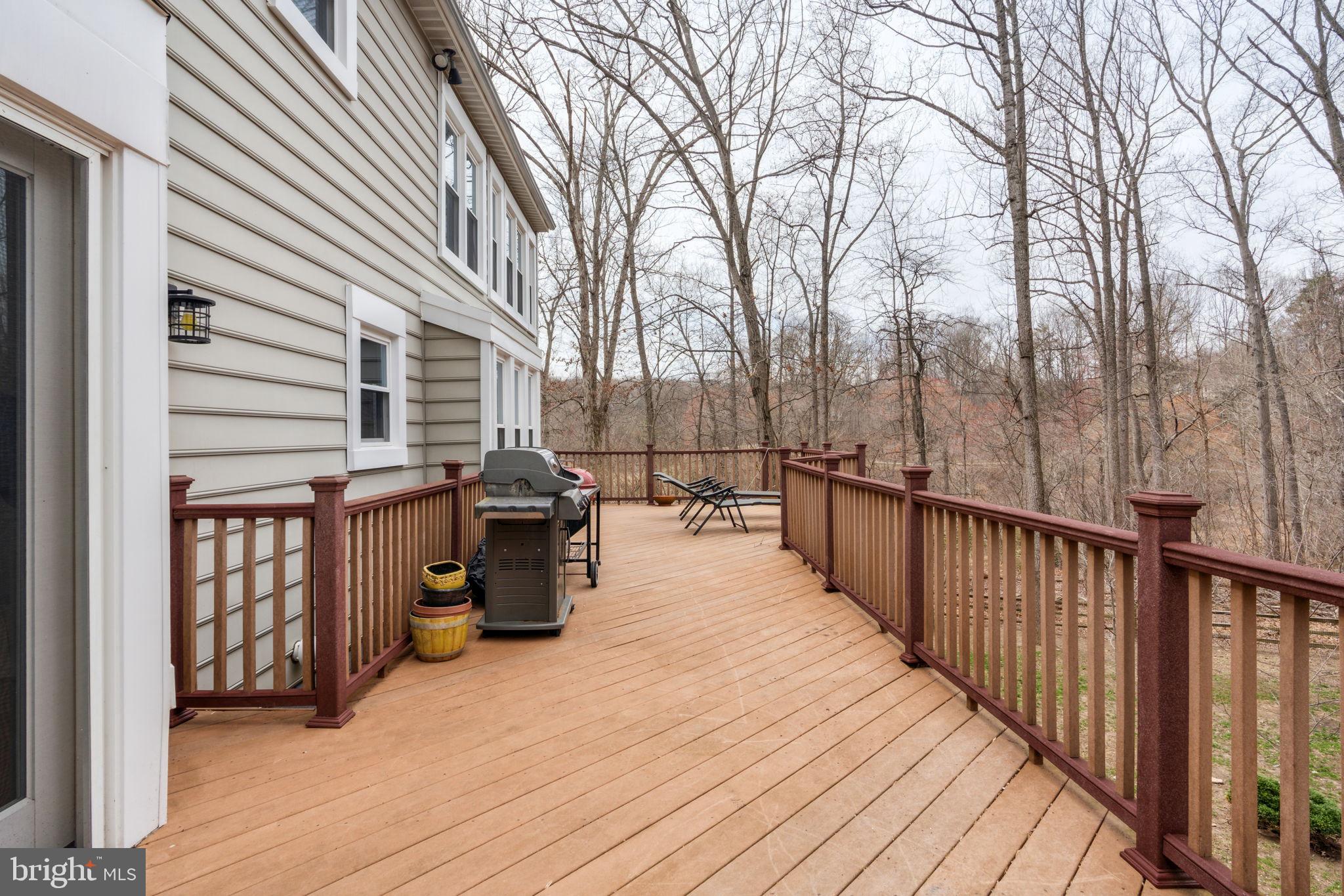 VILLAGE OF HICKORY RIDGE - Residential