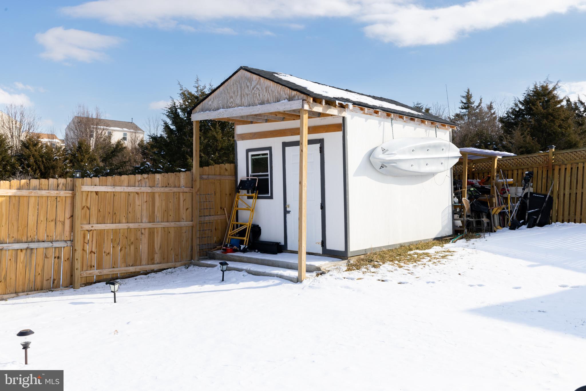 MEADOWS EDGE - Residential