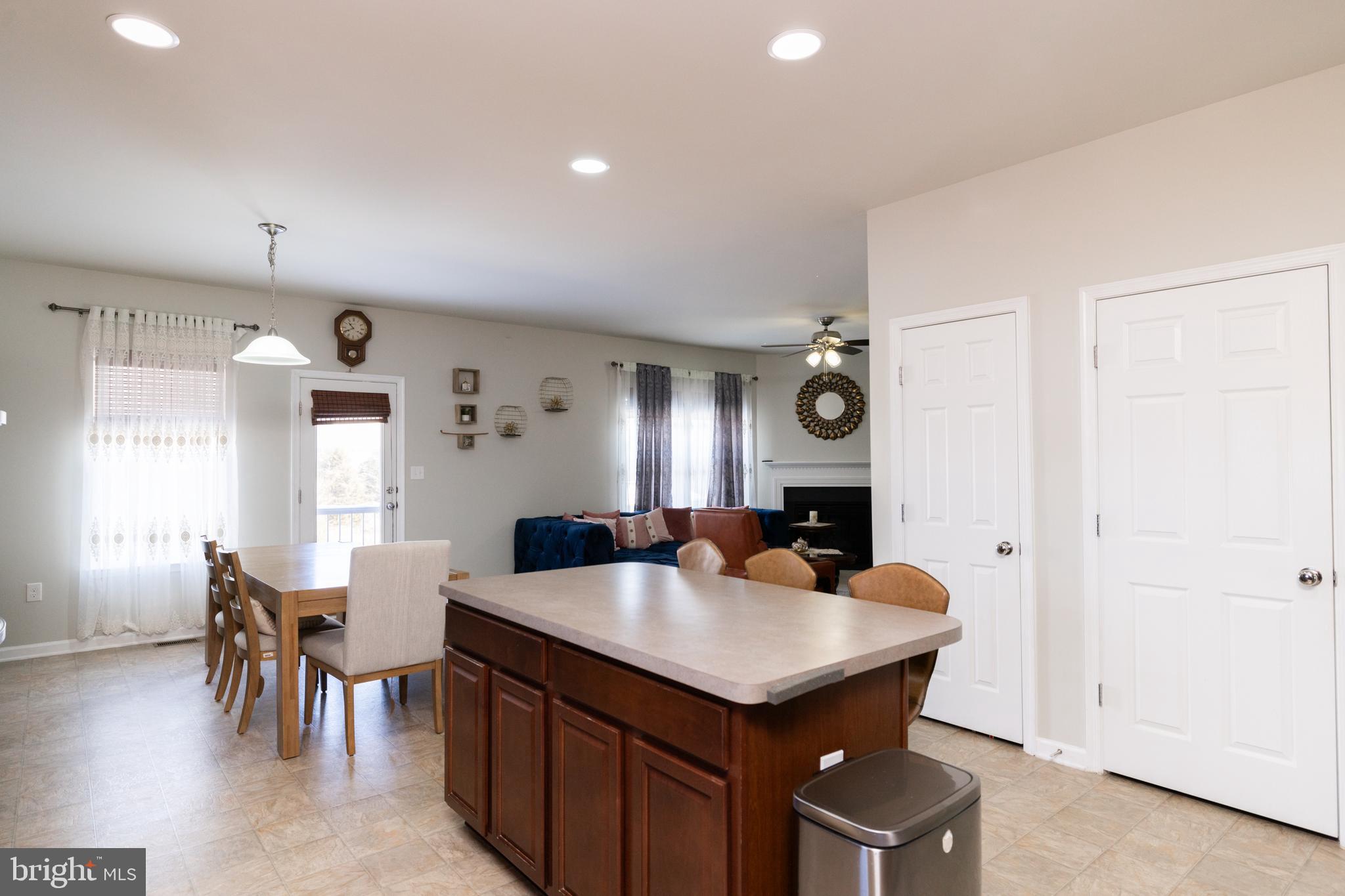 MEADOWS EDGE - Residential