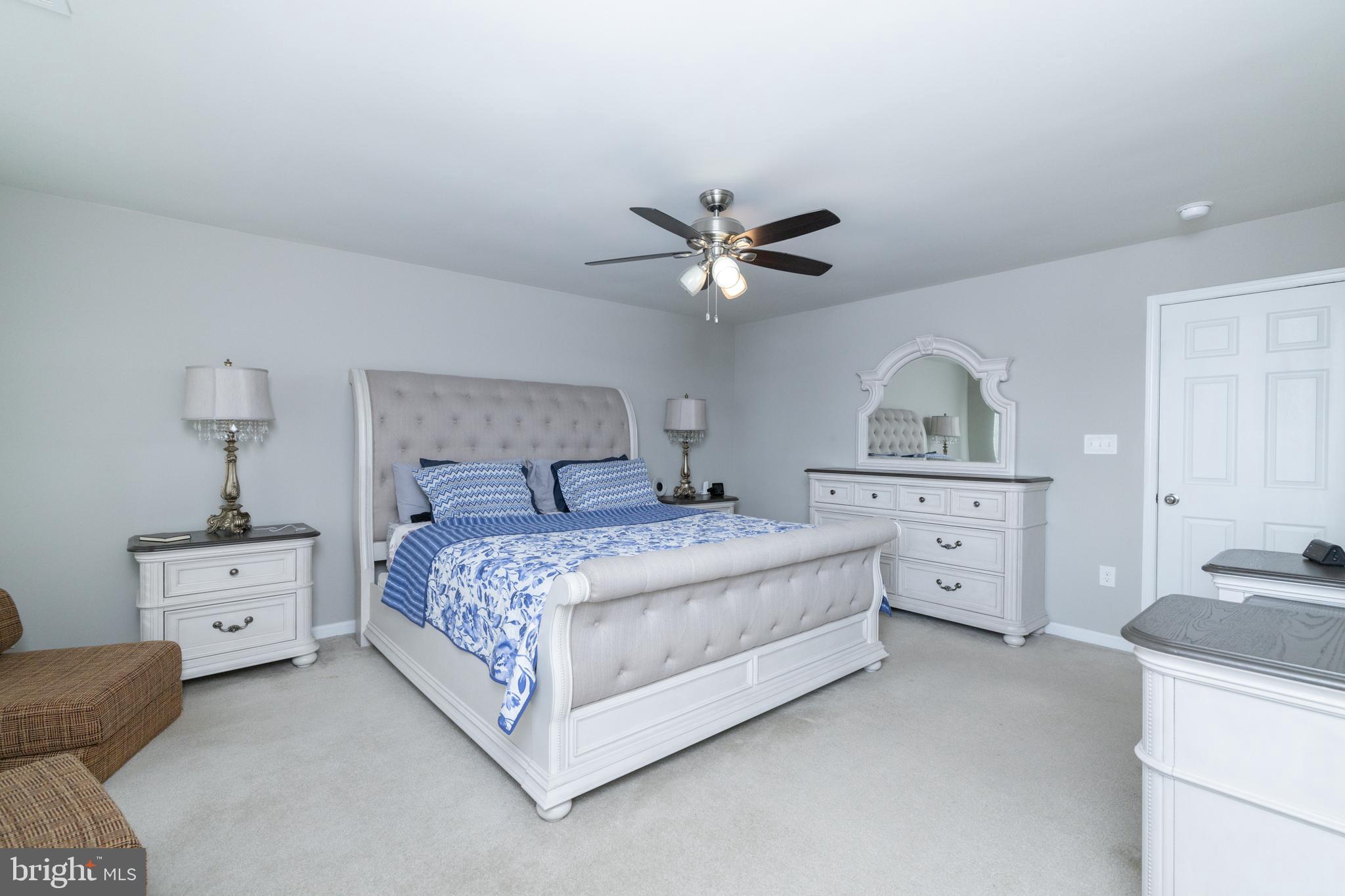 MEADOWS EDGE - Residential