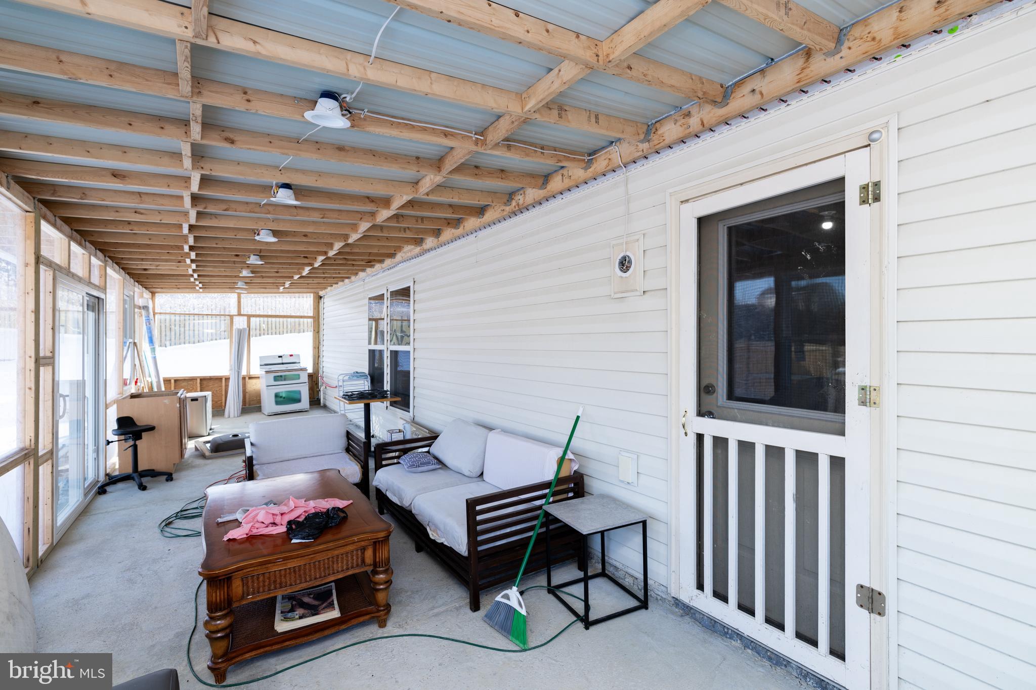 MEADOWS EDGE - Residential