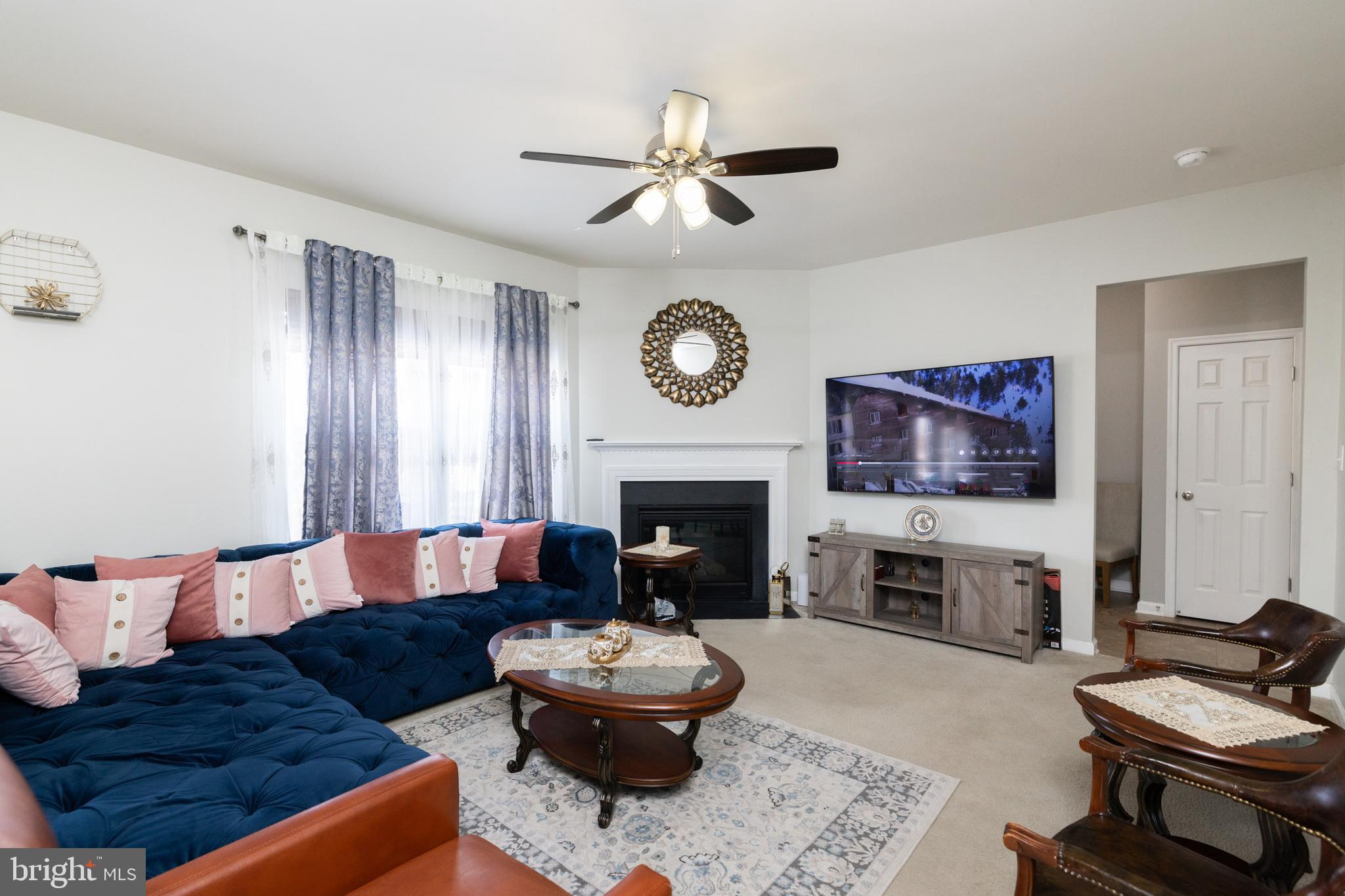 MEADOWS EDGE - Residential