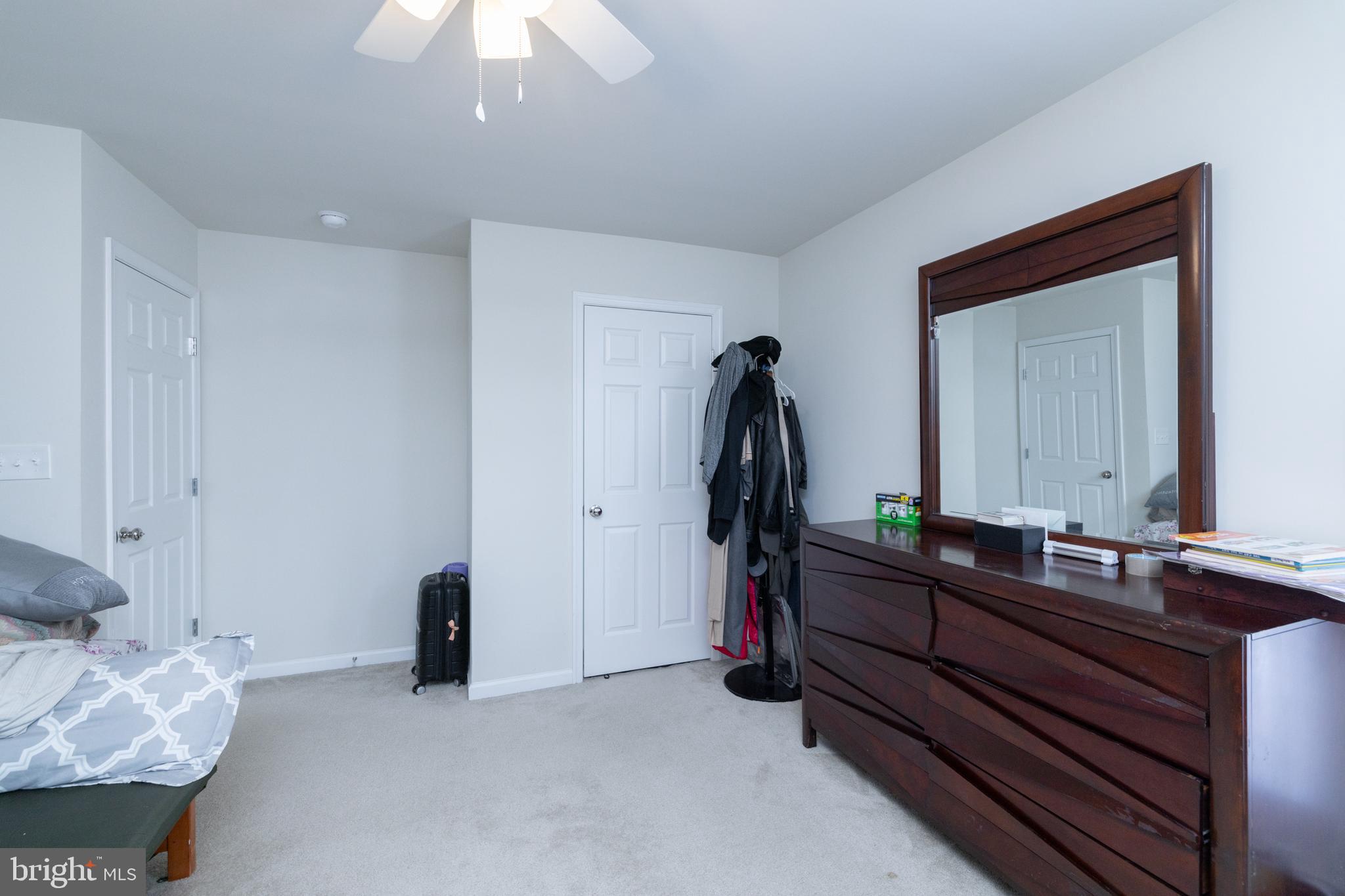 MEADOWS EDGE - Residential