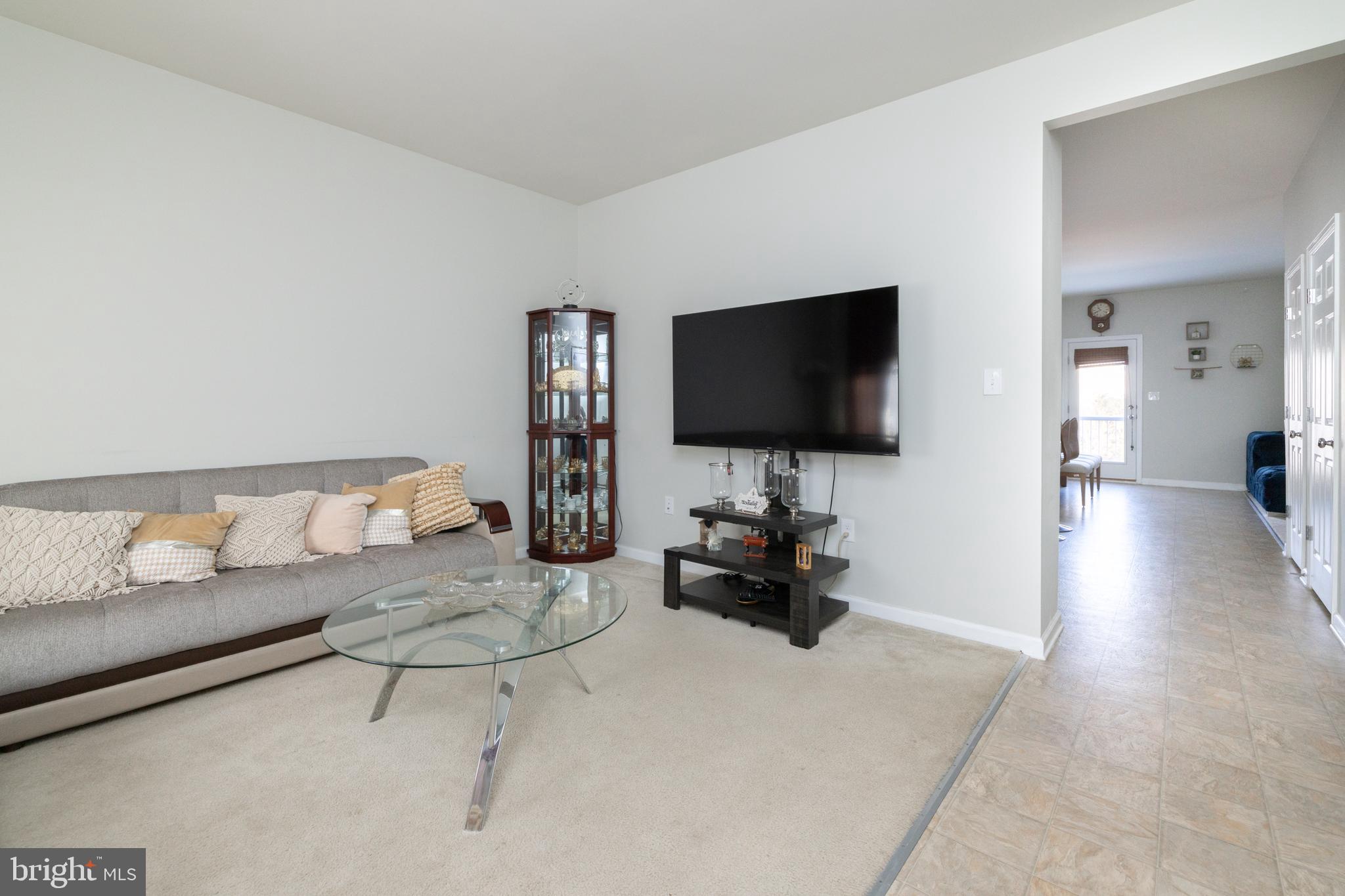 MEADOWS EDGE - Residential