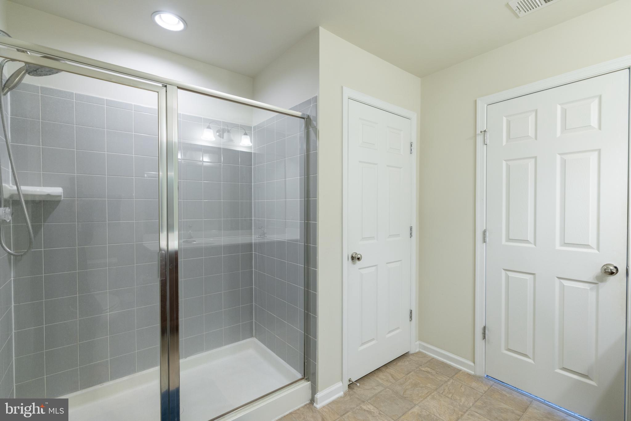 MEADOWS EDGE - Residential