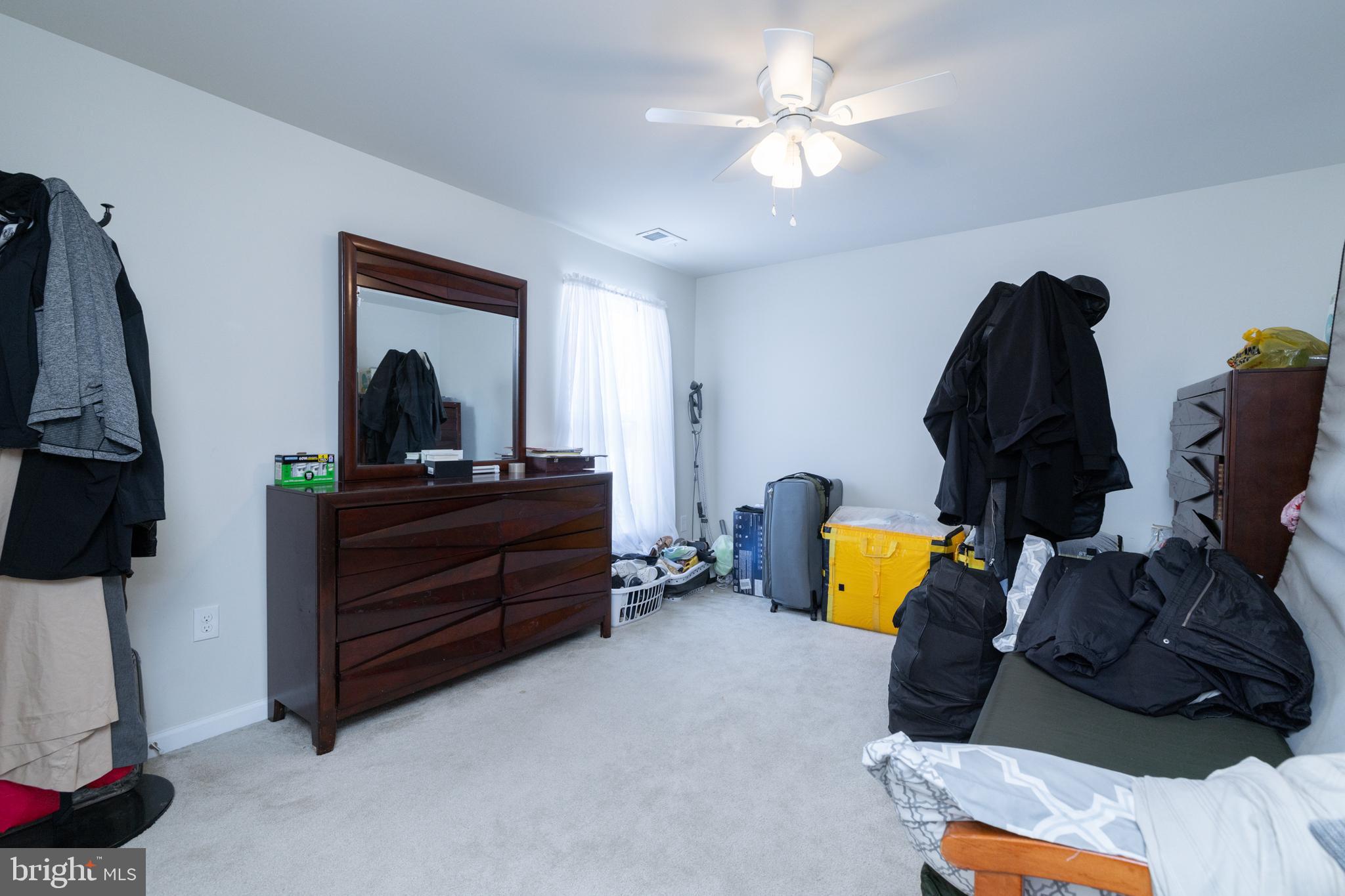 MEADOWS EDGE - Residential