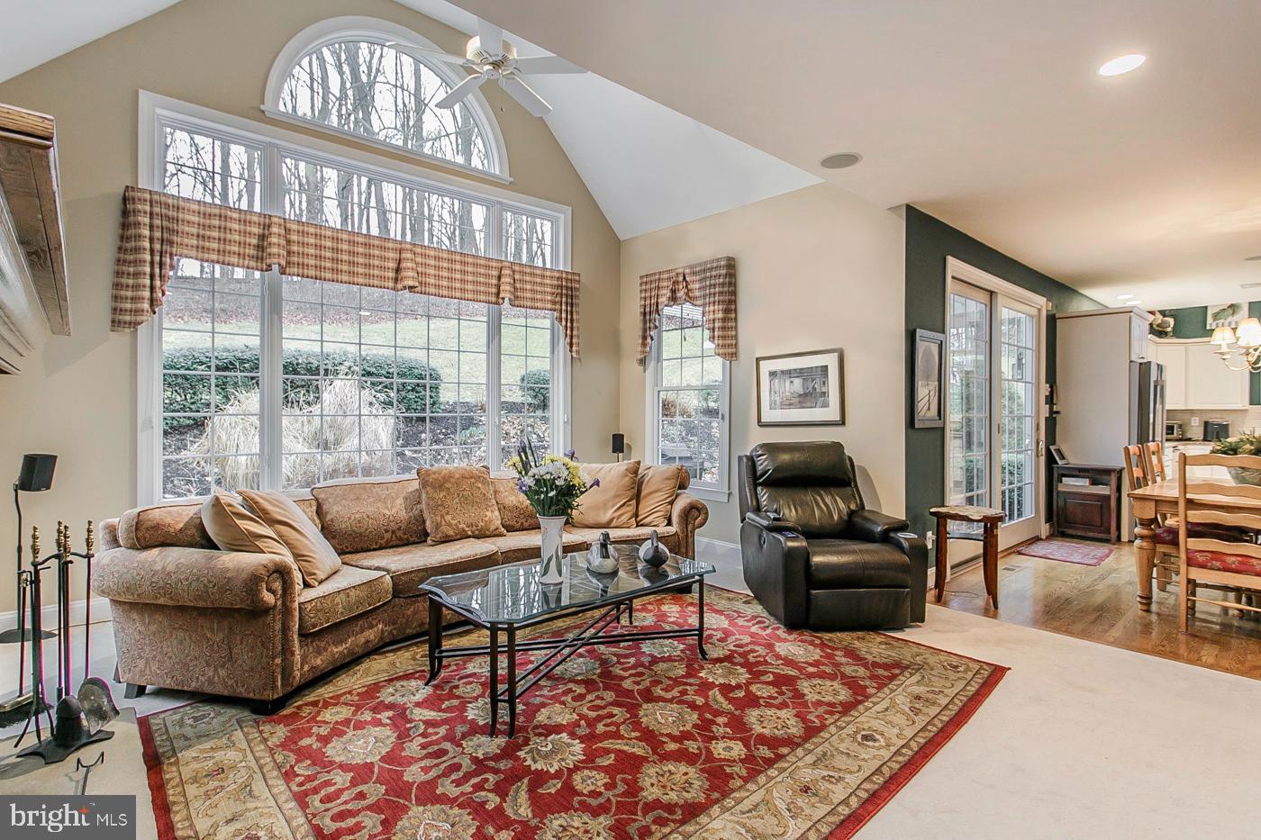 BUTTONWOOD FARMS - Residential