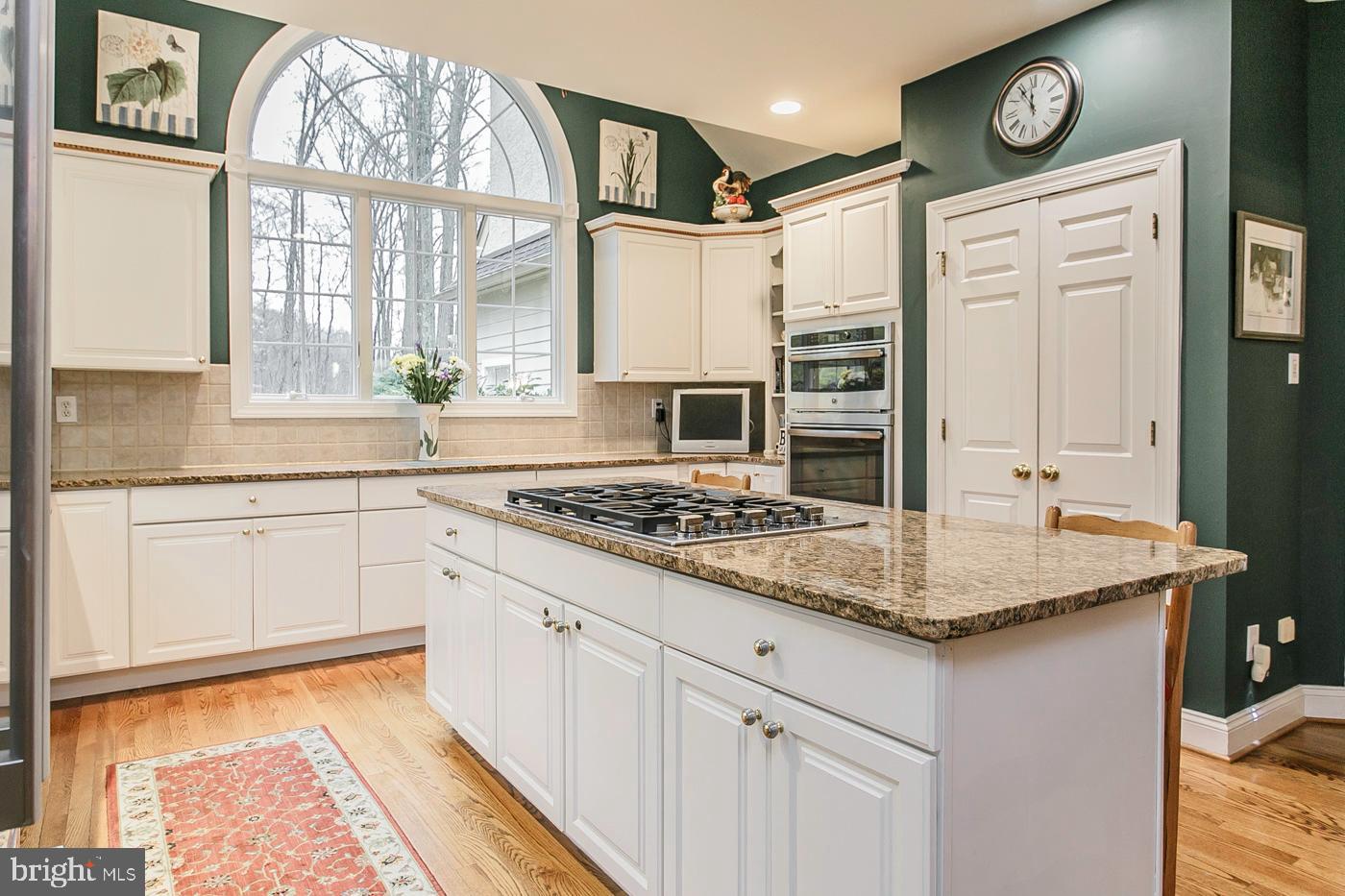 BUTTONWOOD FARMS - Residential