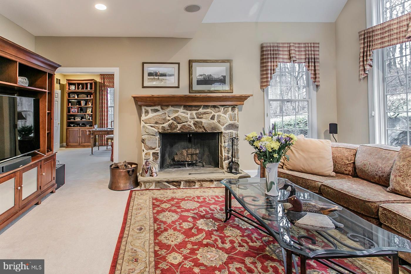 BUTTONWOOD FARMS - Residential