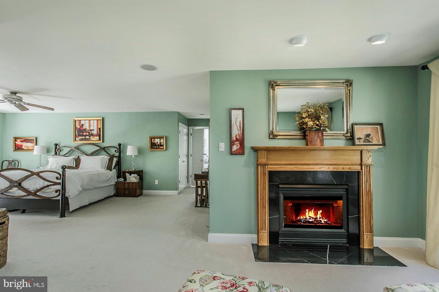 BUTTONWOOD FARMS - Residential