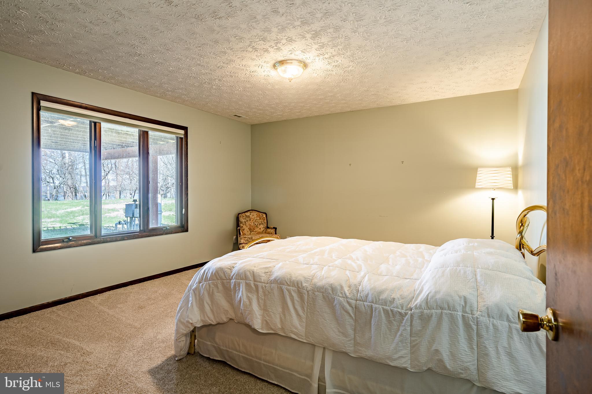 BATTERY POINT FARMS - Residential