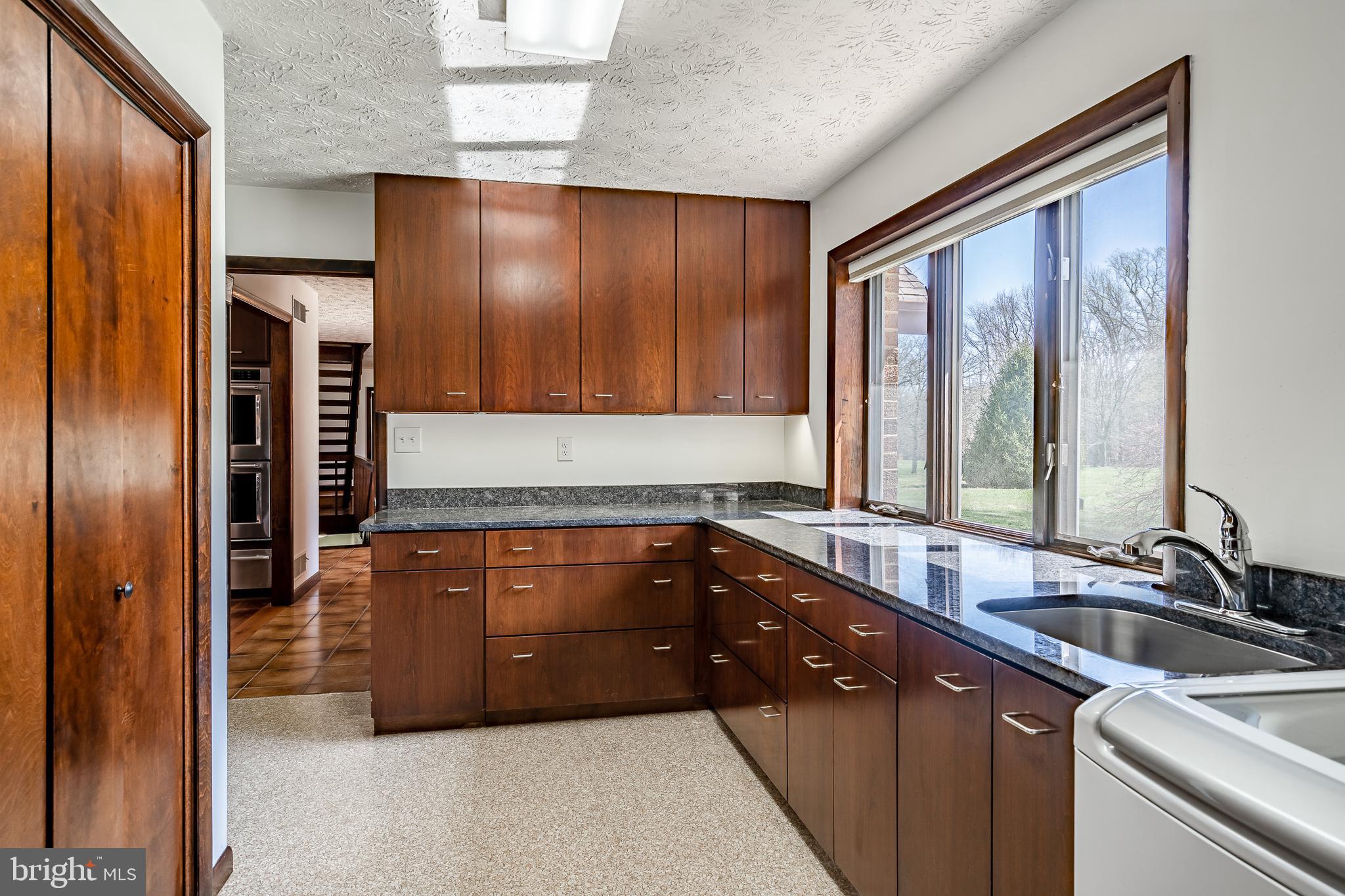 BATTERY POINT FARMS - Residential