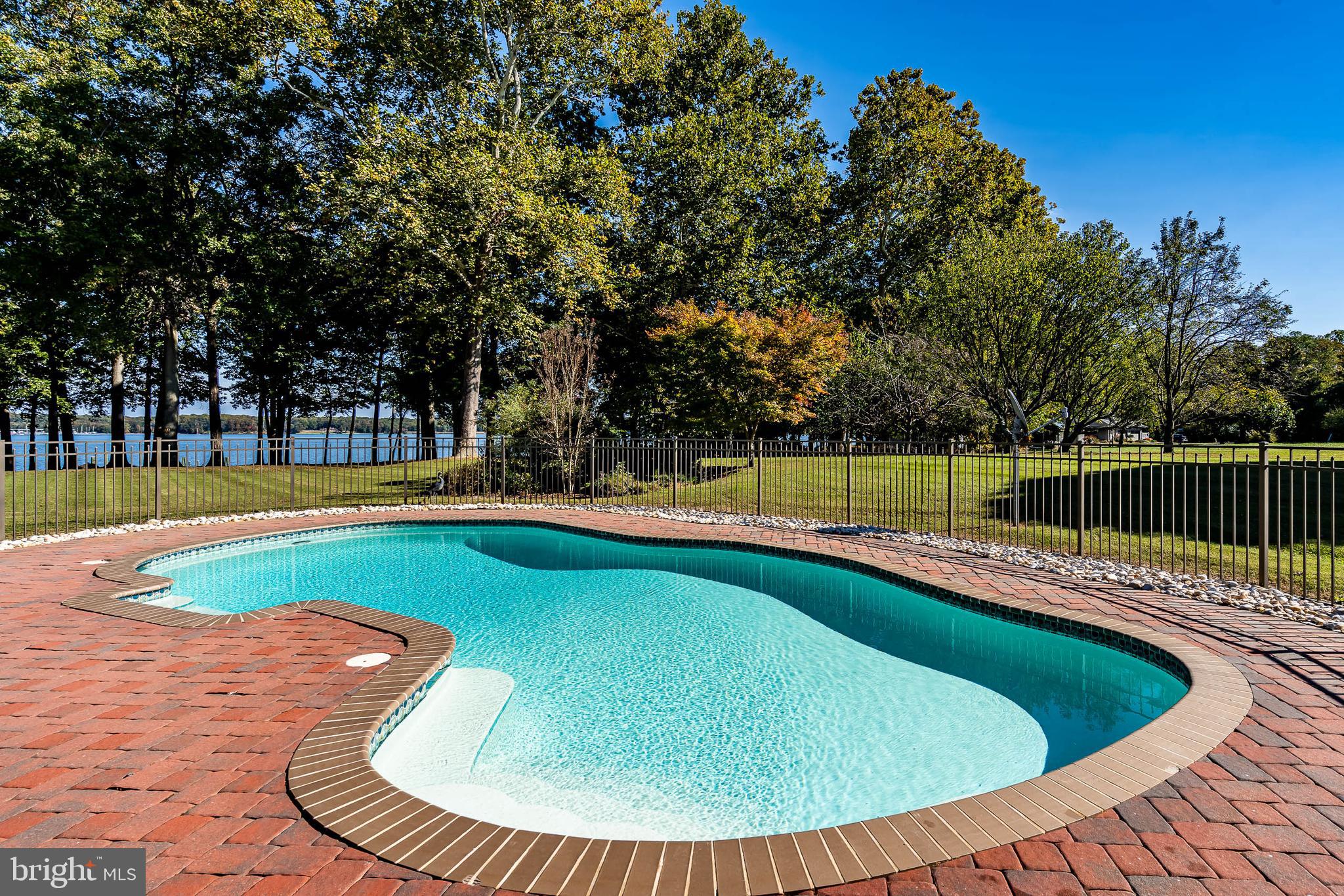 BATTERY POINT FARMS - Residential