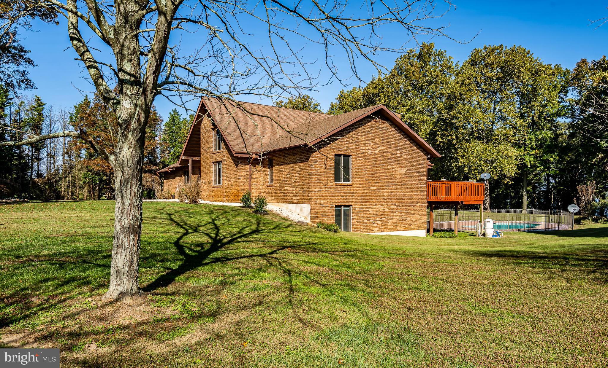 BATTERY POINT FARMS - Residential