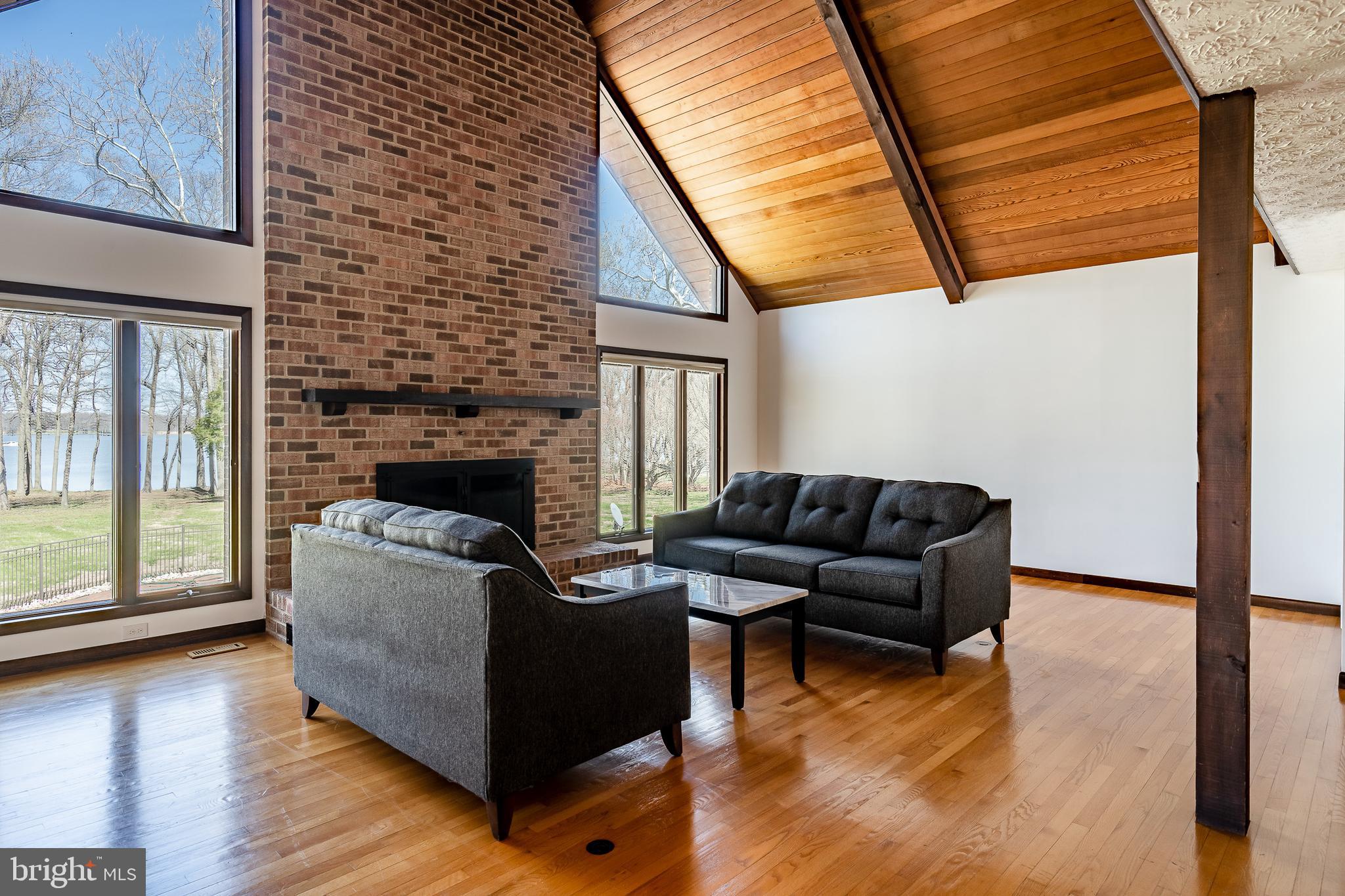 BATTERY POINT FARMS - Residential