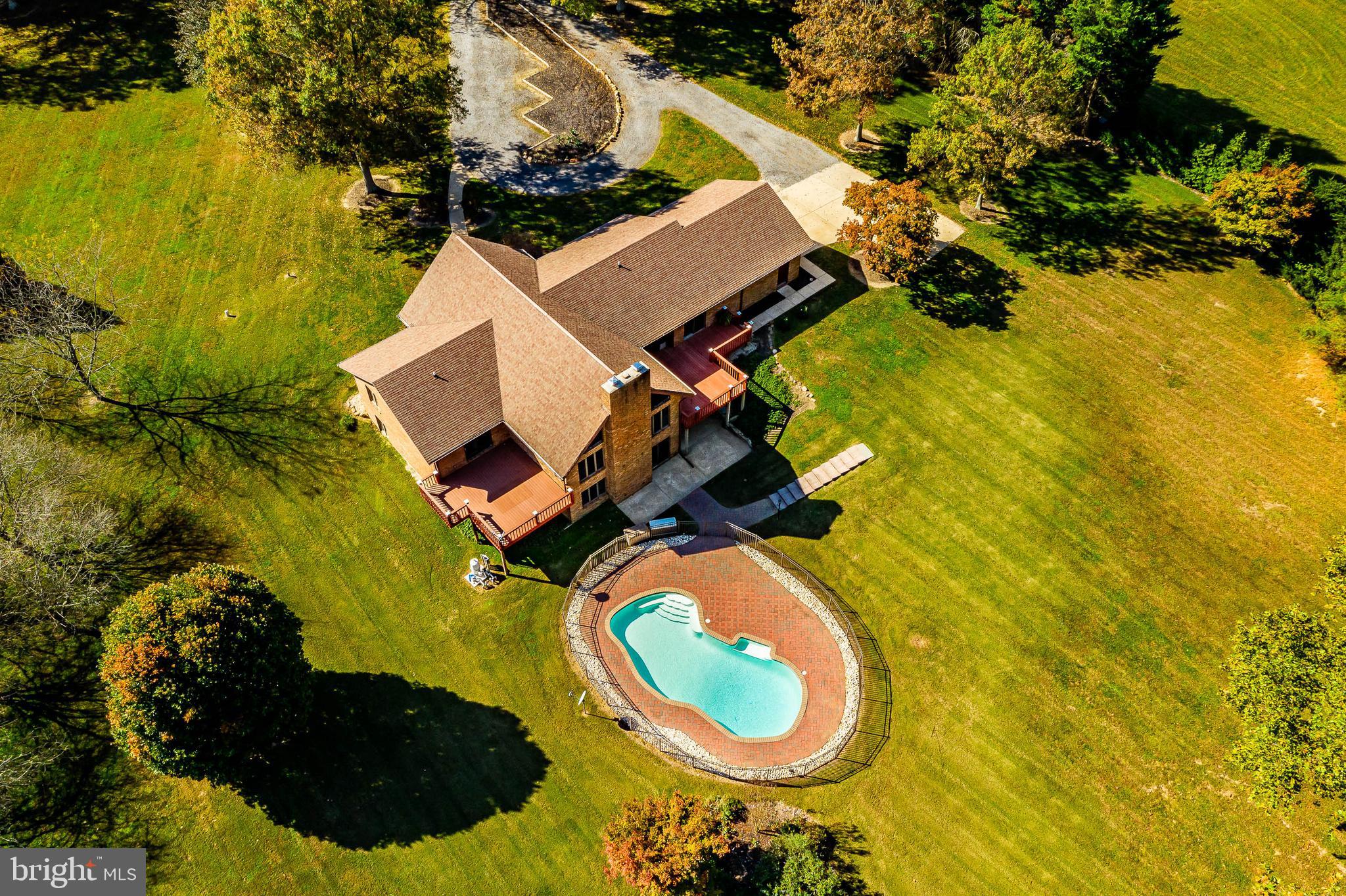 BATTERY POINT FARMS - Residential