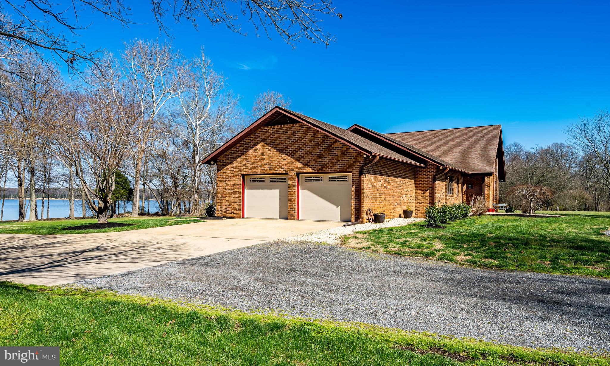 BATTERY POINT FARMS - Residential