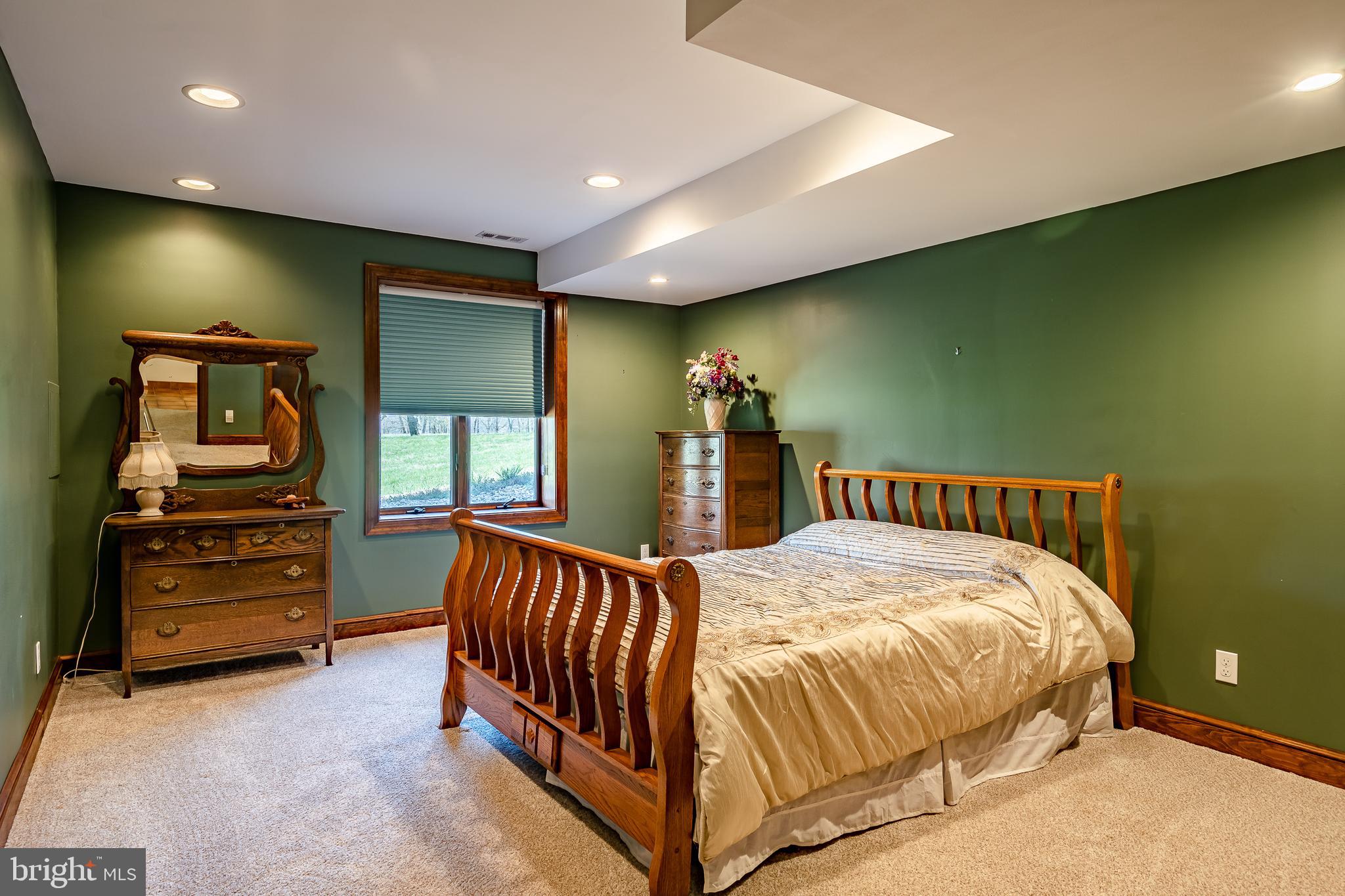 BATTERY POINT FARMS - Residential