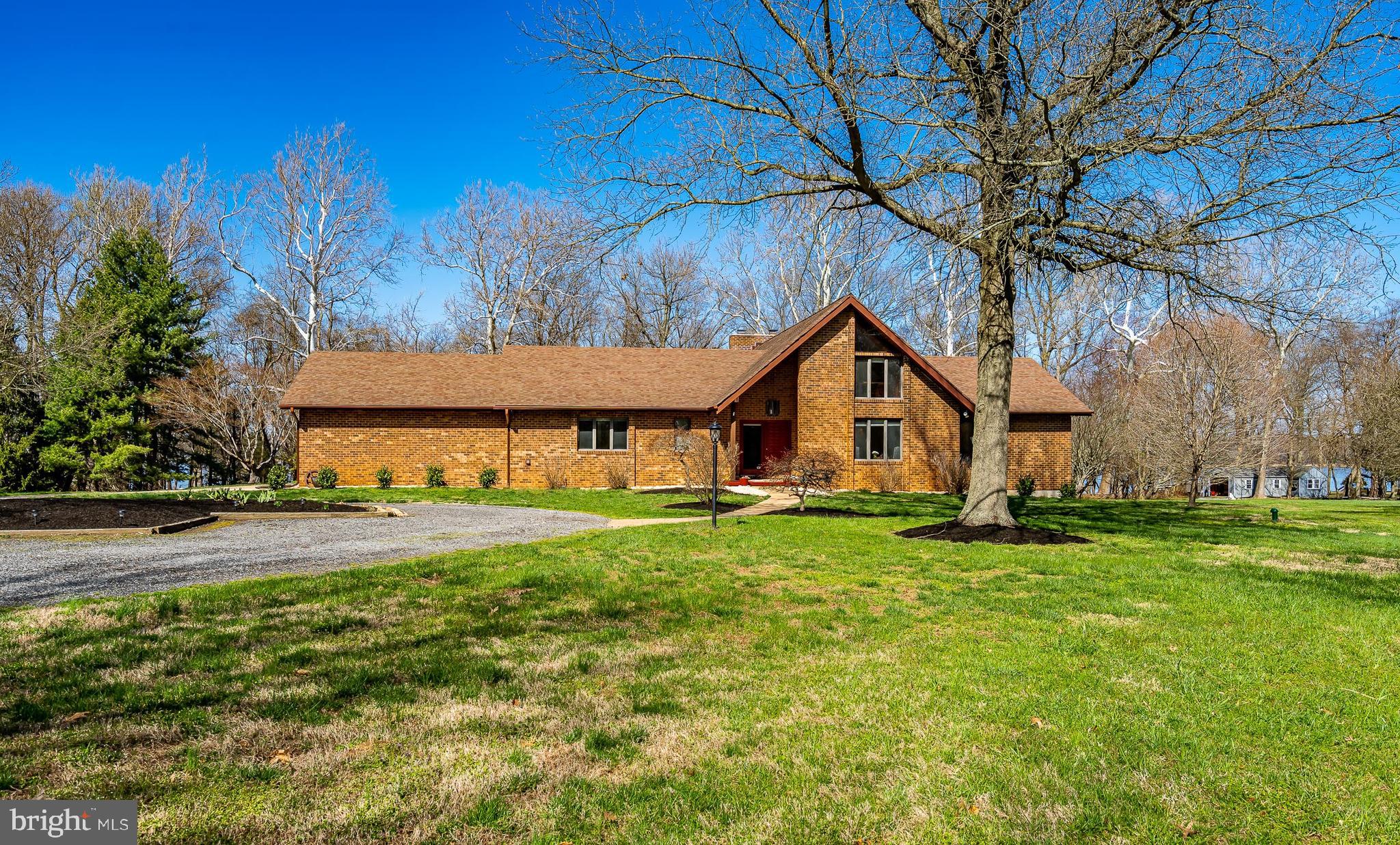 BATTERY POINT FARMS - Residential