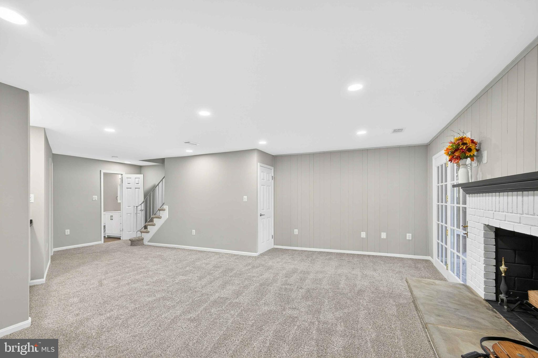 GREENTREE VILLAGE - Residential