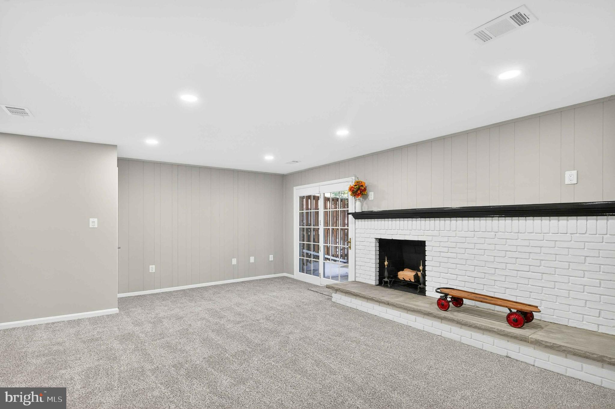 GREENTREE VILLAGE - Residential