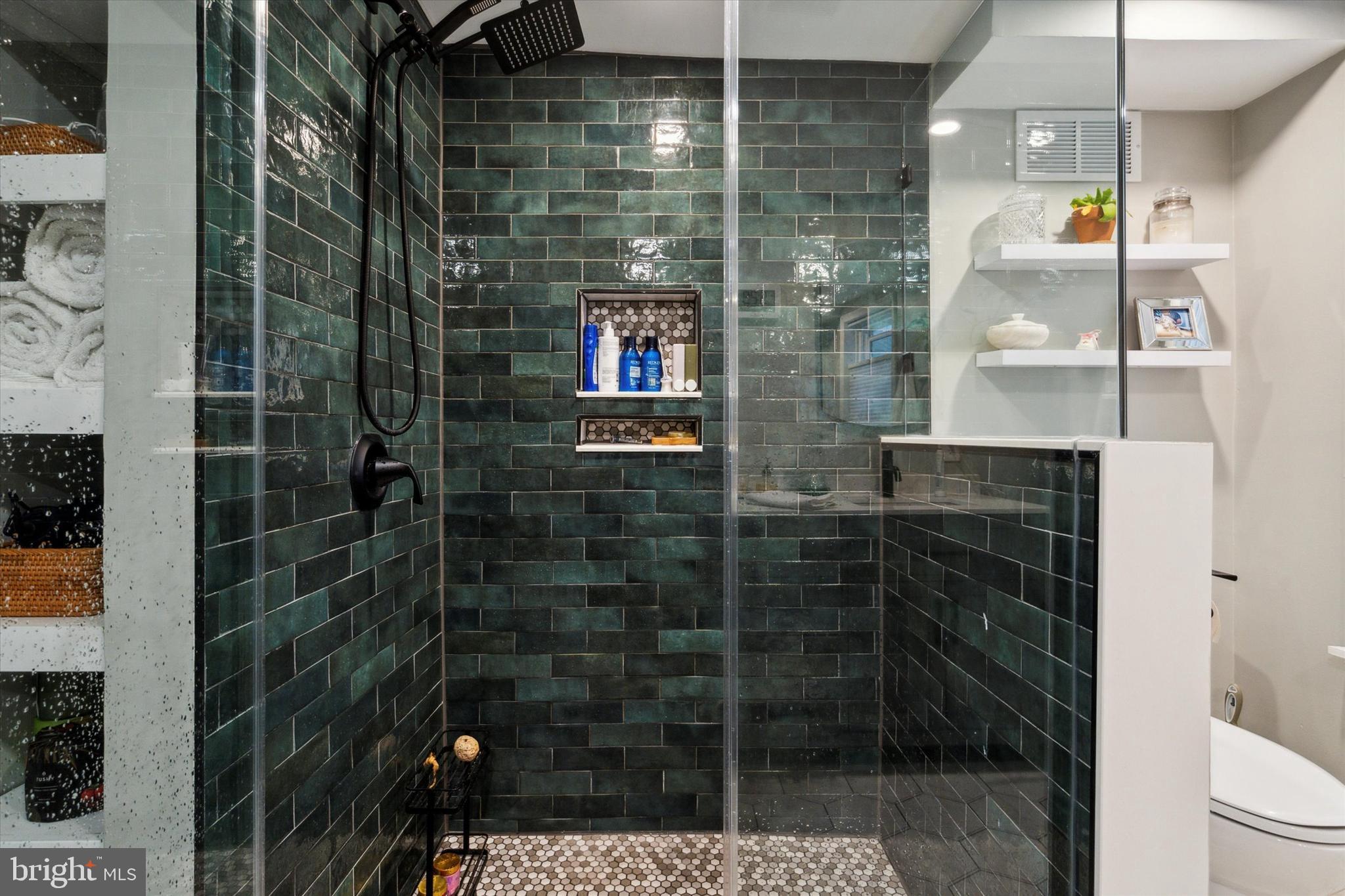 FRANCISVILLE - Residential