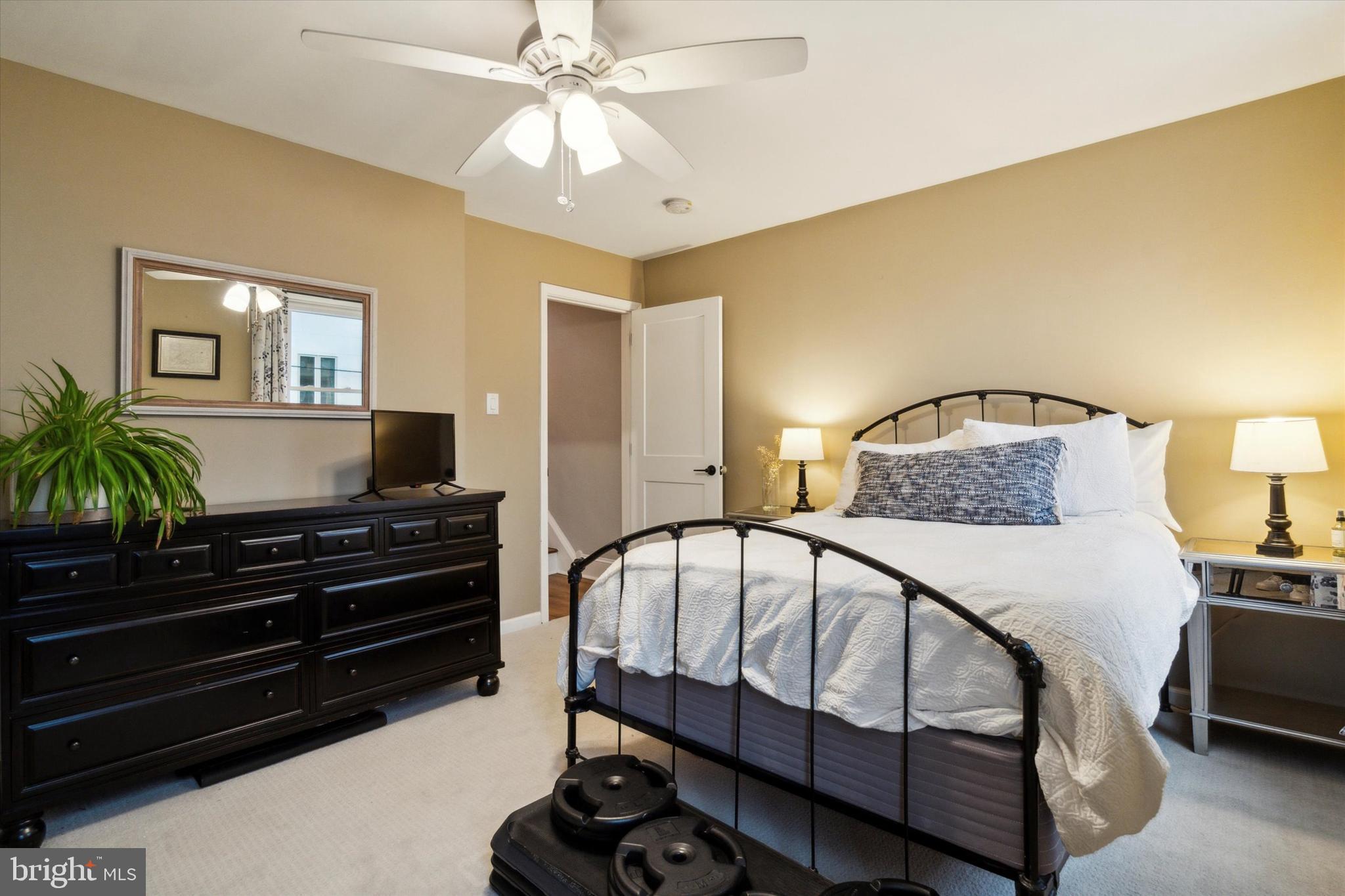 FRANCISVILLE - Residential