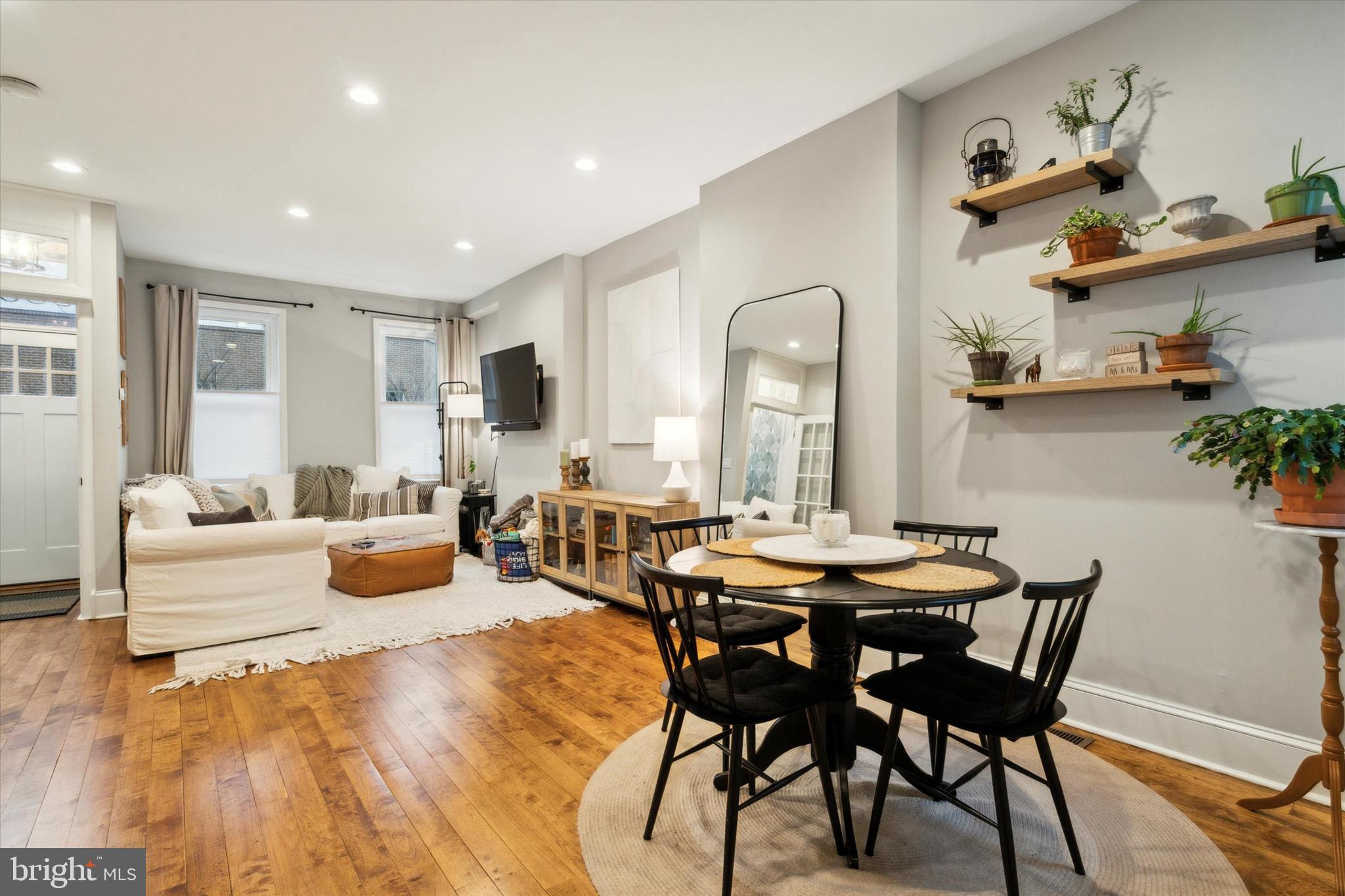 FRANCISVILLE - Residential