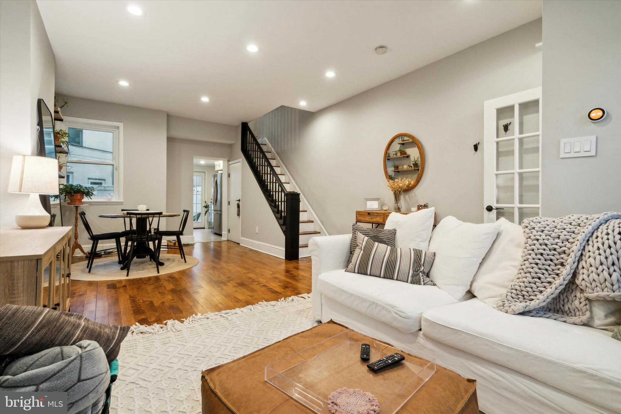 FRANCISVILLE - Residential