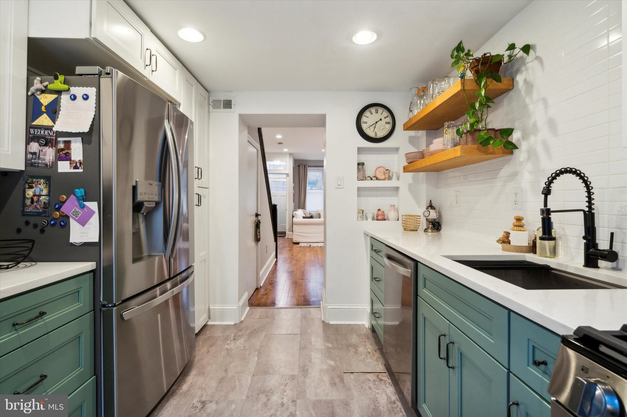 FRANCISVILLE - Residential