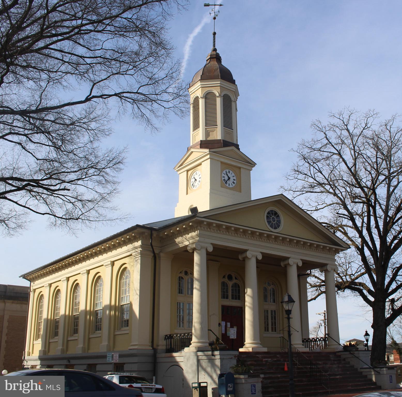 LEEDS SQUARE - Residential Lease