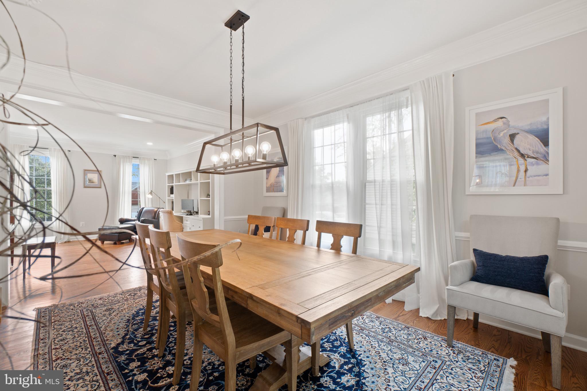 CRESTWOOD - Residential