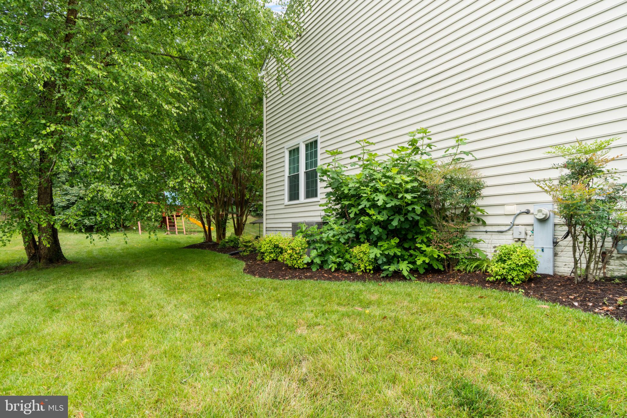 CRESTWOOD - Residential