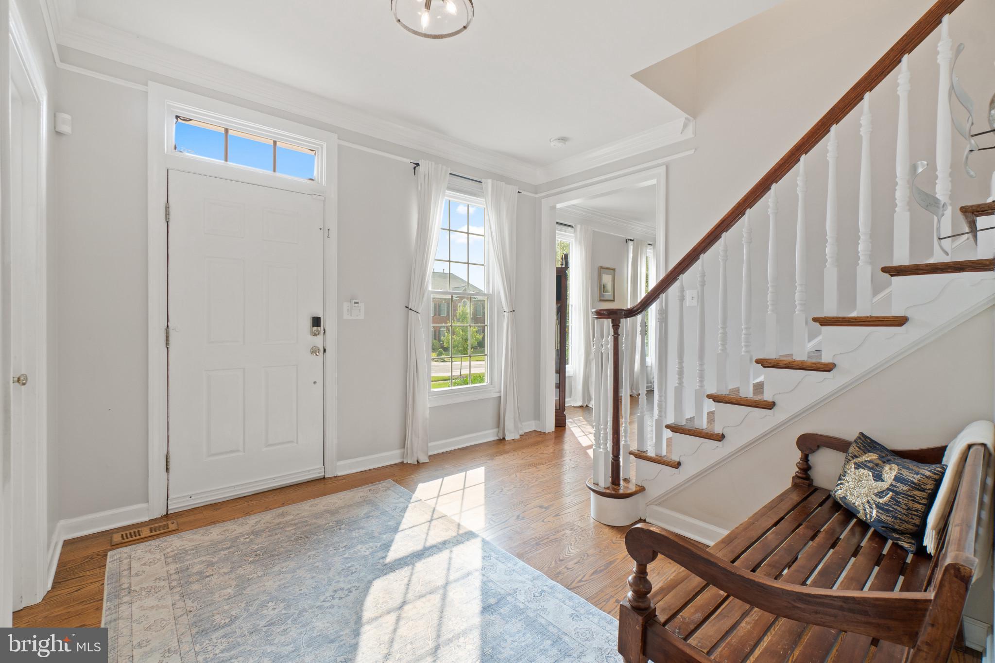 CRESTWOOD - Residential