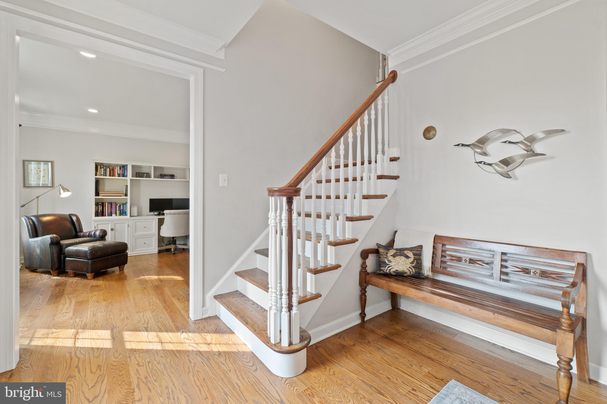 CRESTWOOD - Residential