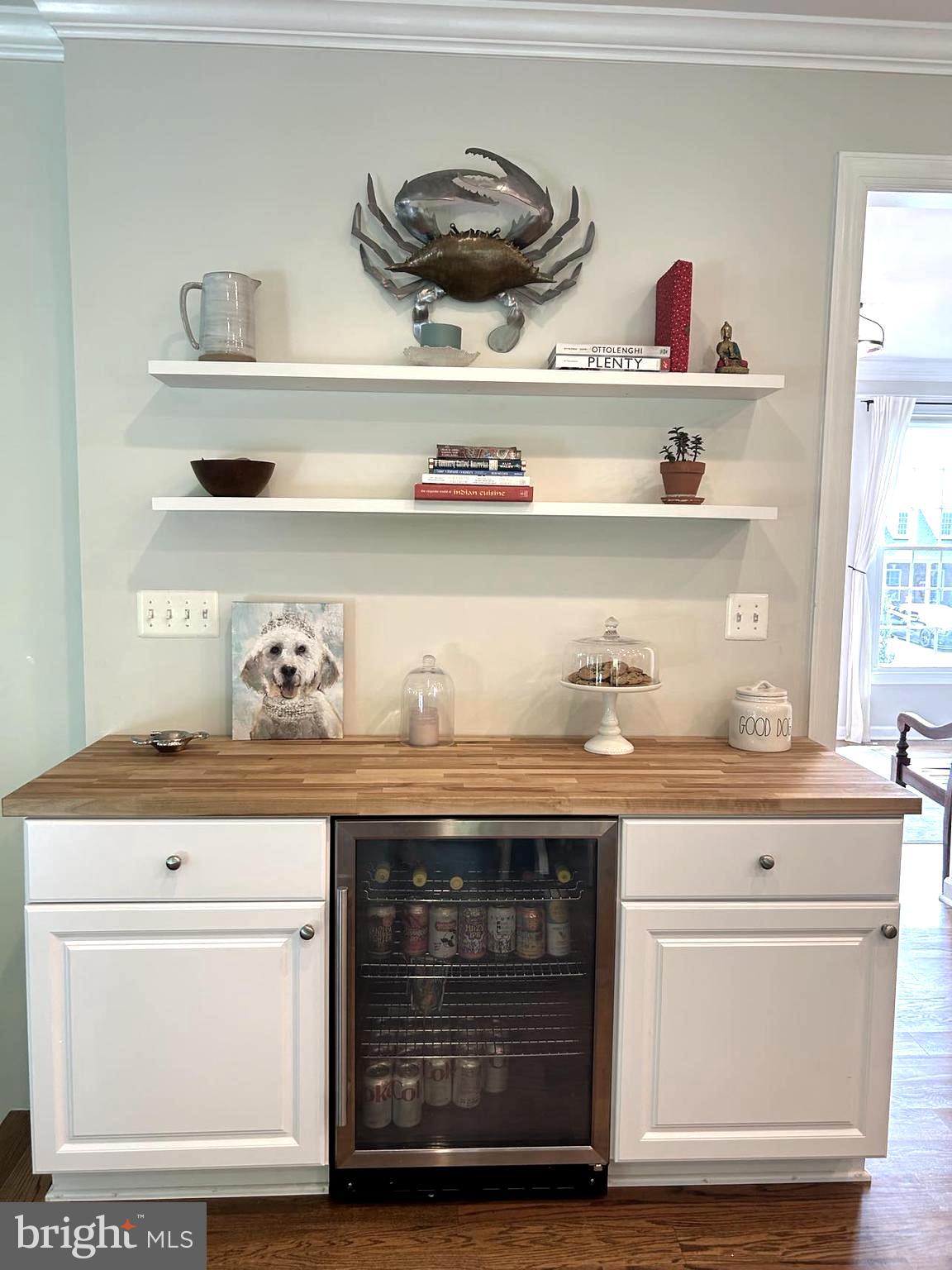 CRESTWOOD - Residential