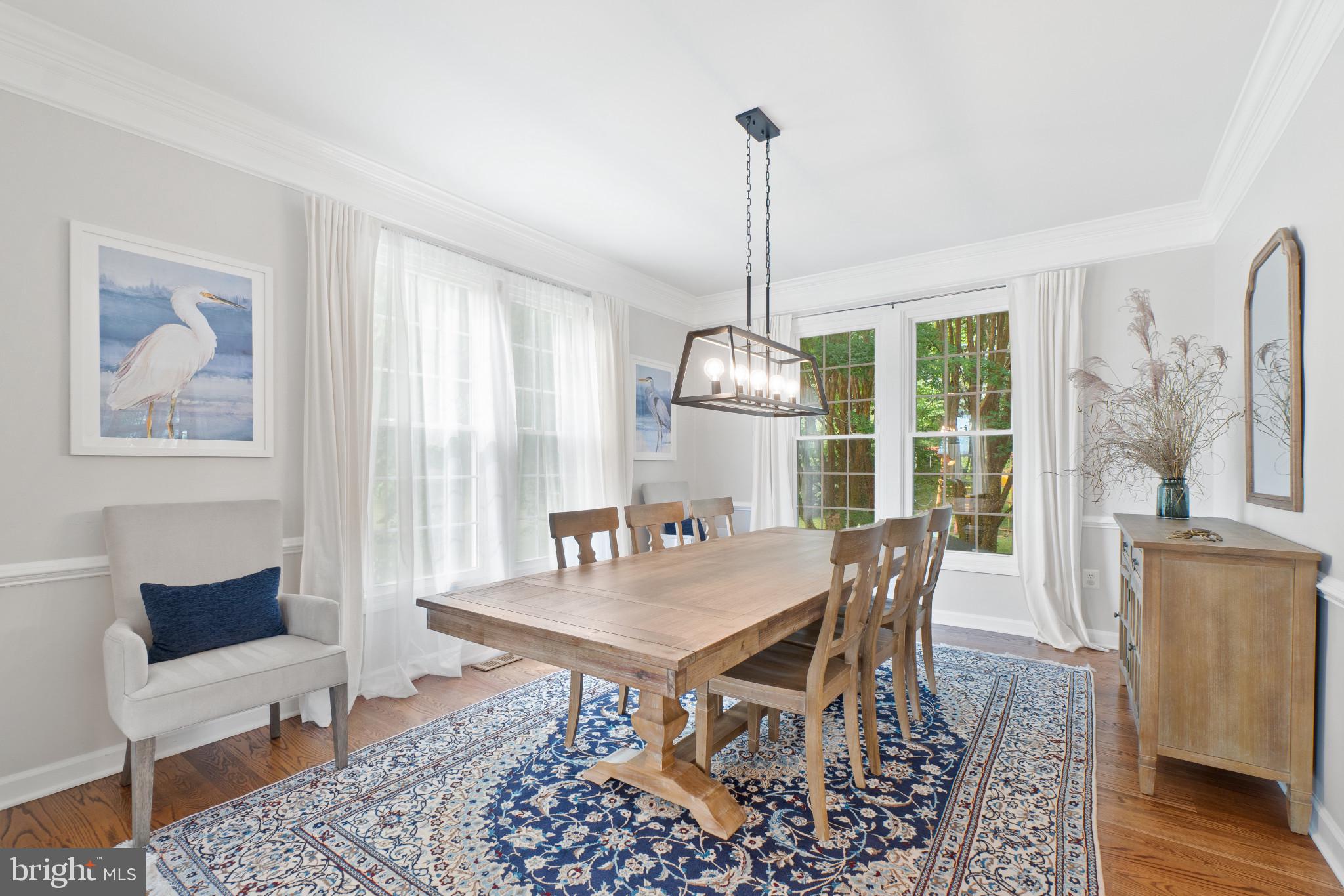 CRESTWOOD - Residential