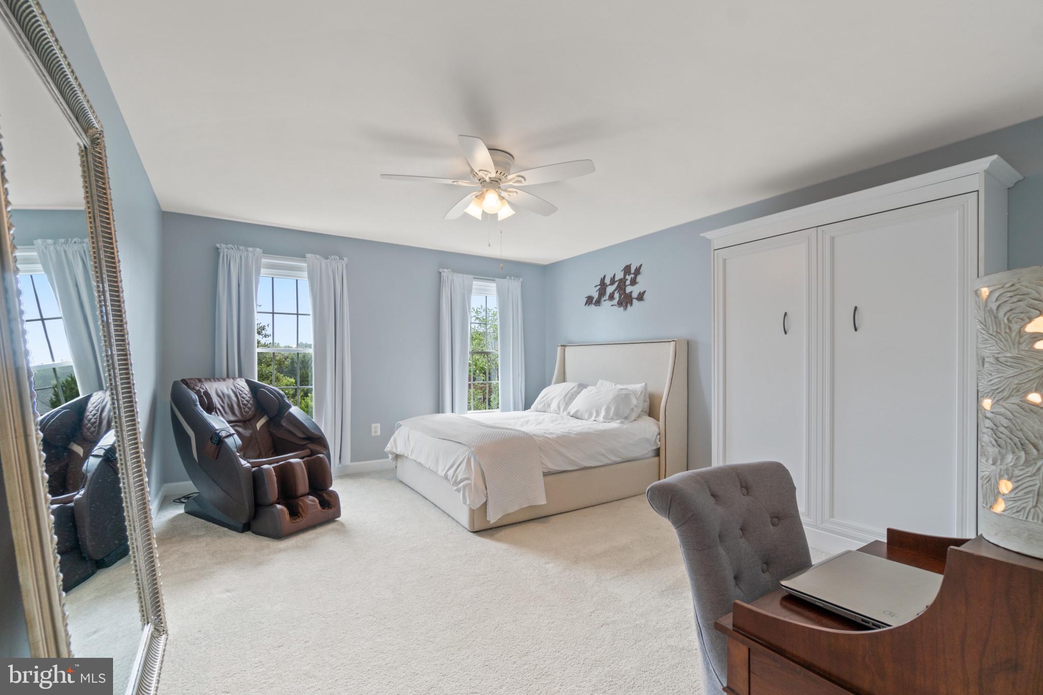 CRESTWOOD - Residential