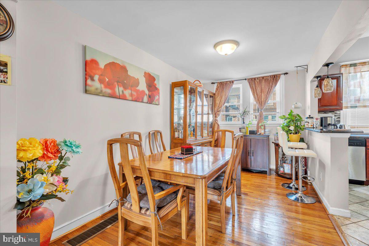 MAYFAIR - Residential