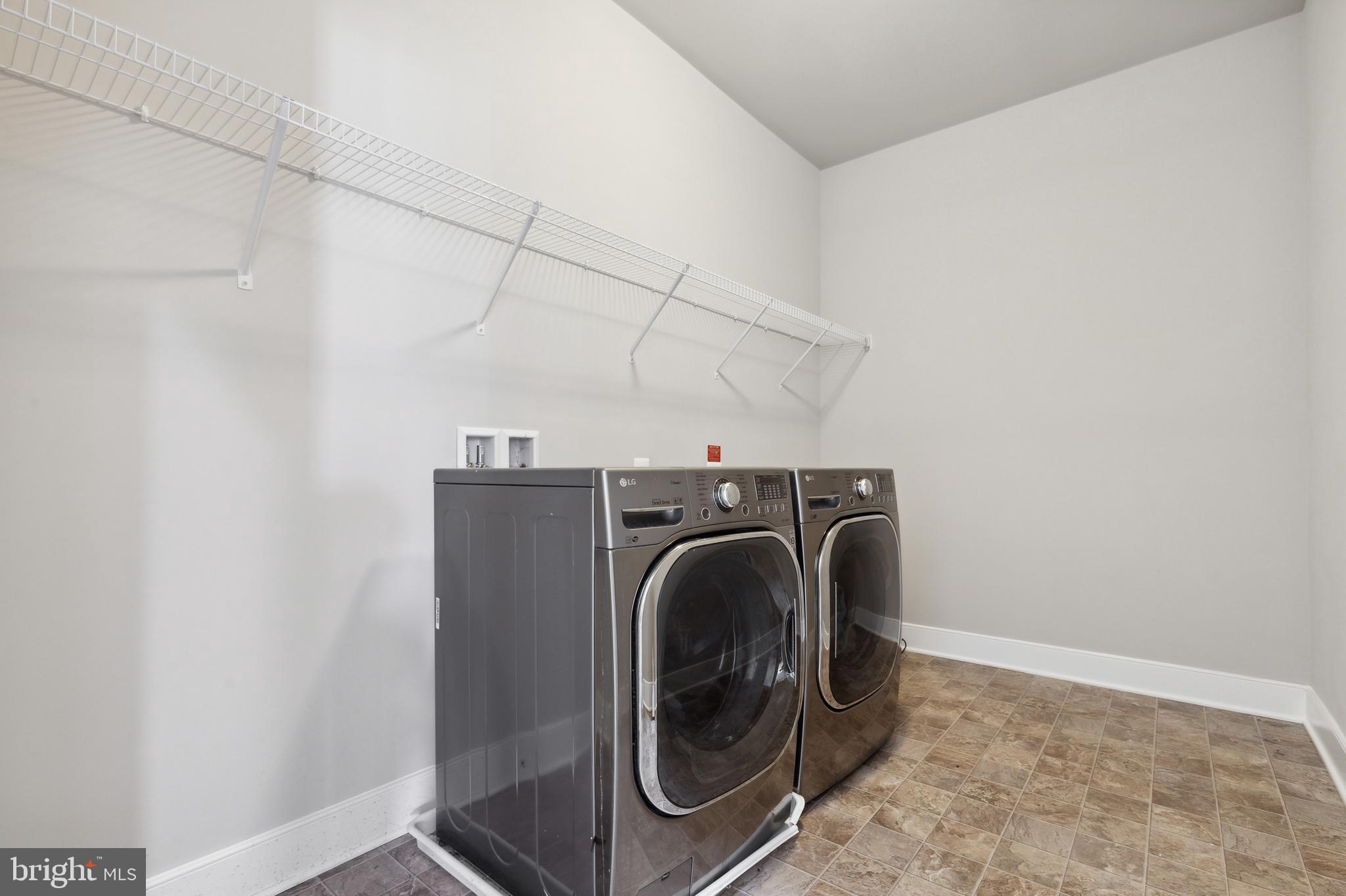 MAYFAIR - Residential