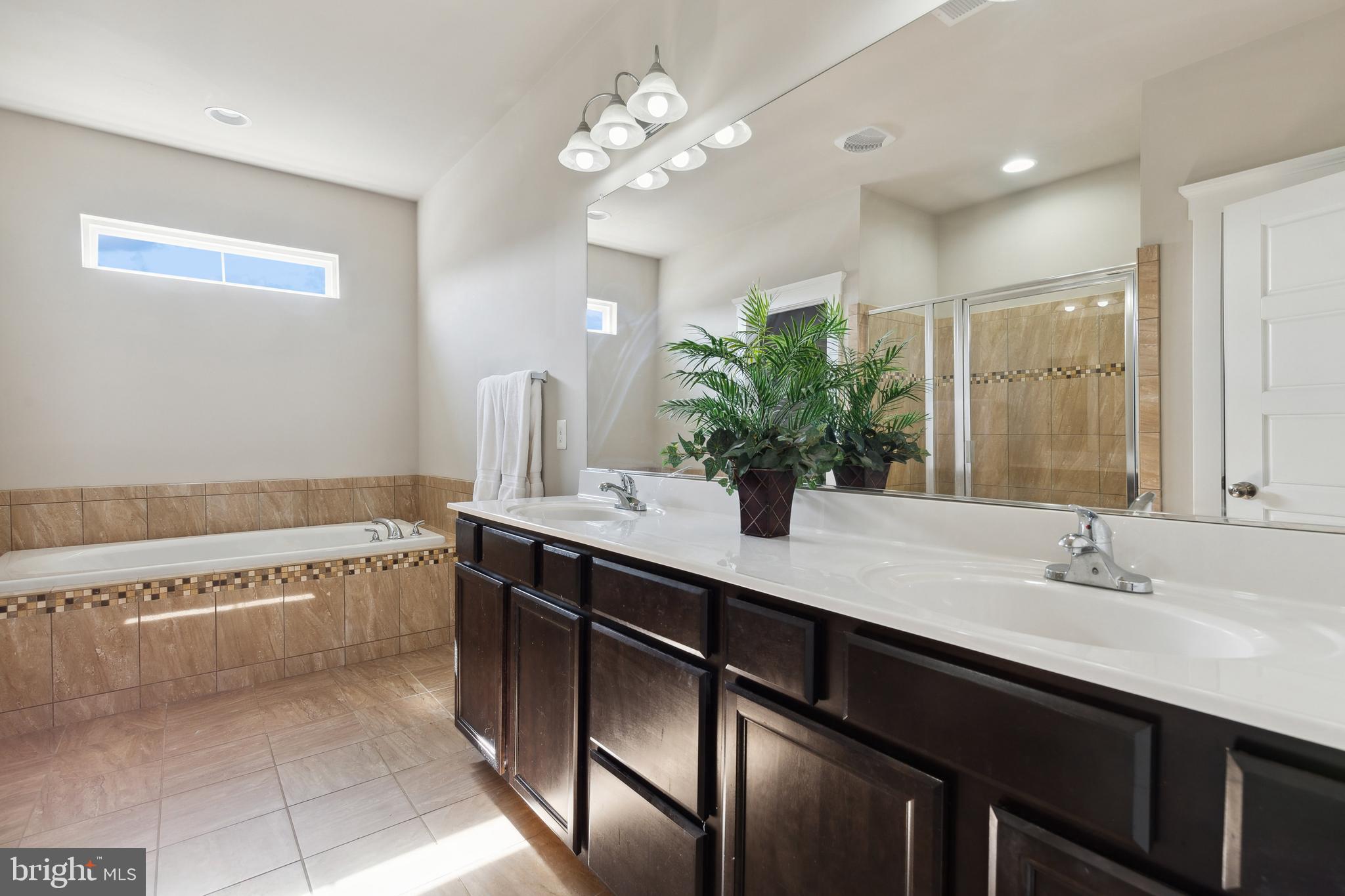 MAYFAIR - Residential