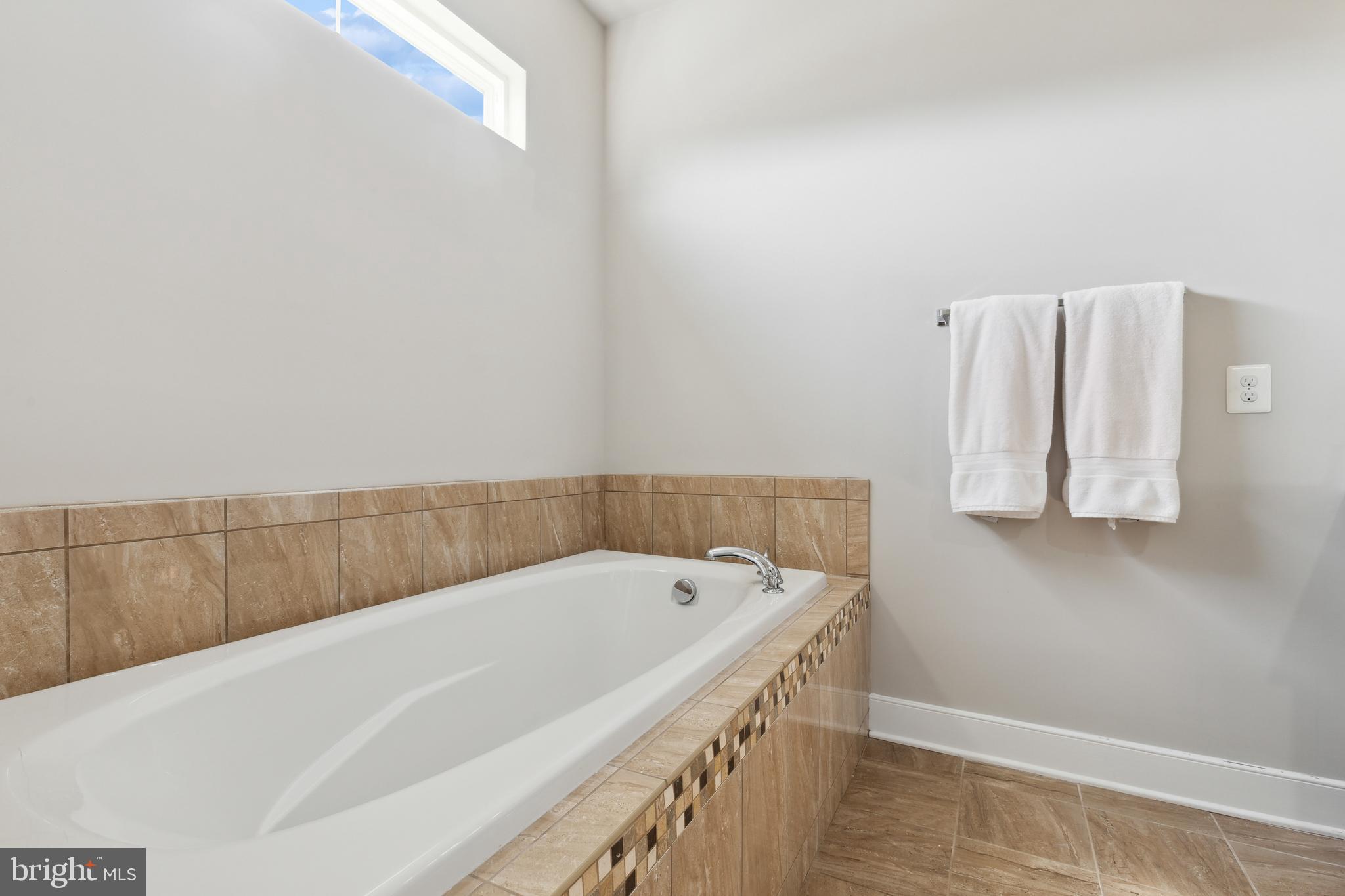 MAYFAIR - Residential